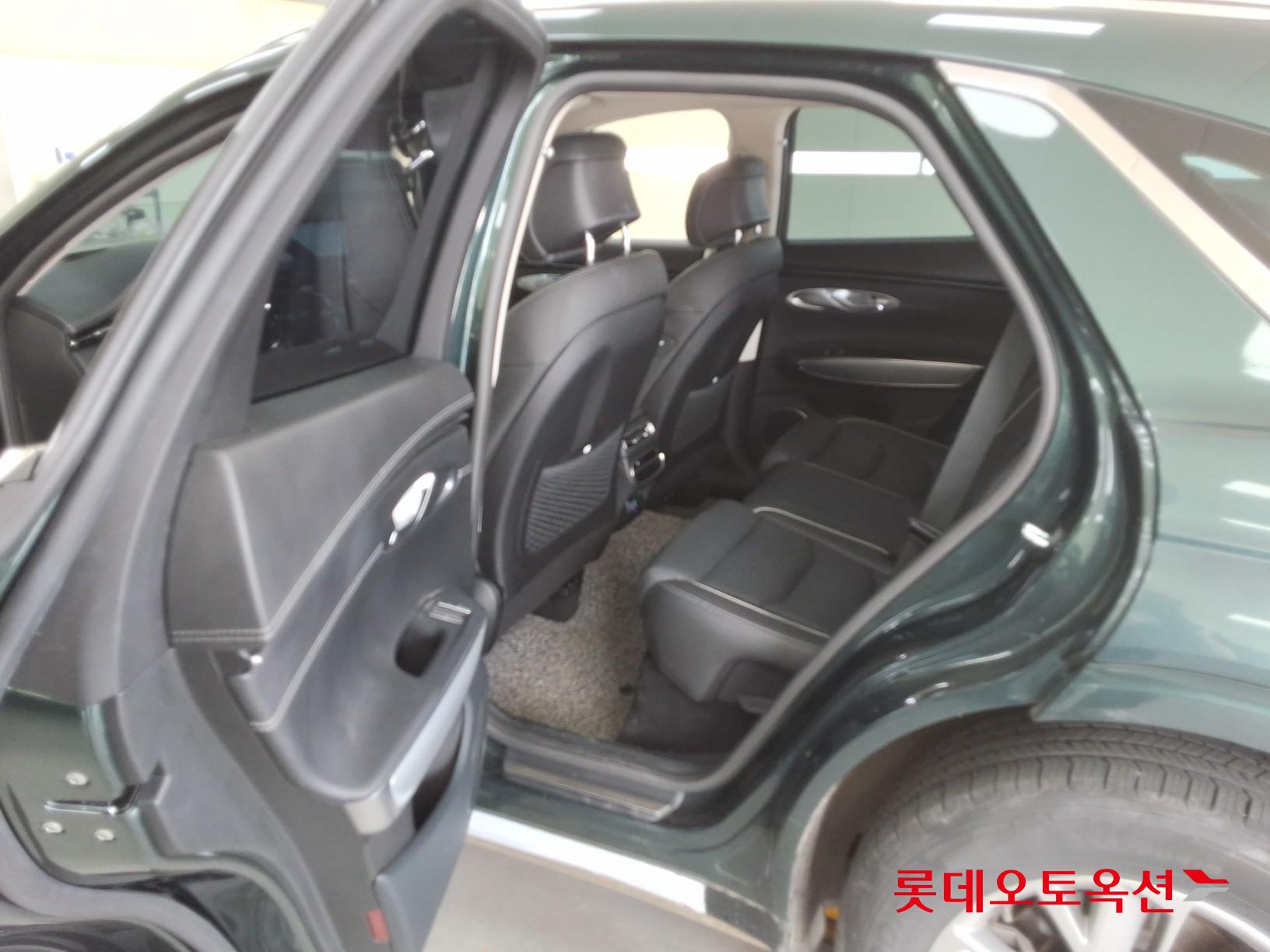 Genesis GV70 2021 - Image 38