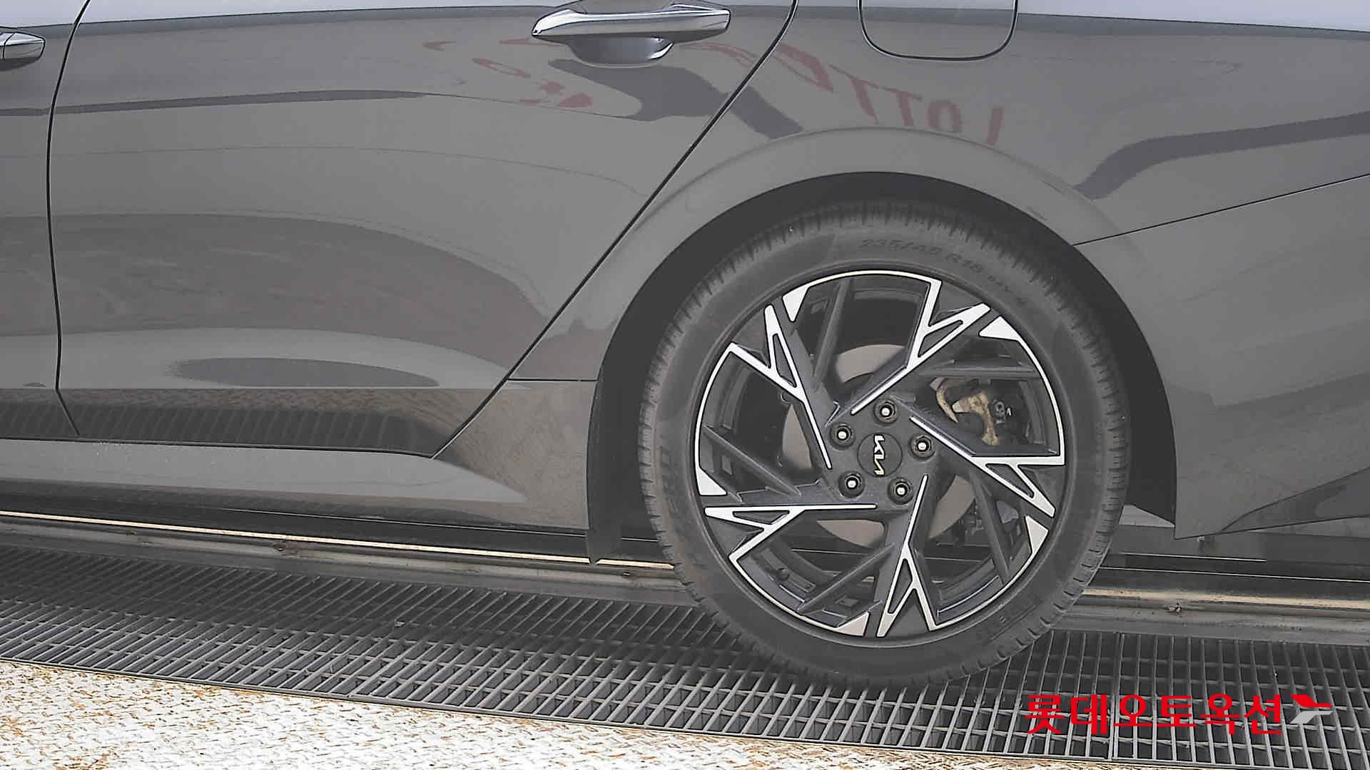 Kia K5 2024 - Image 26