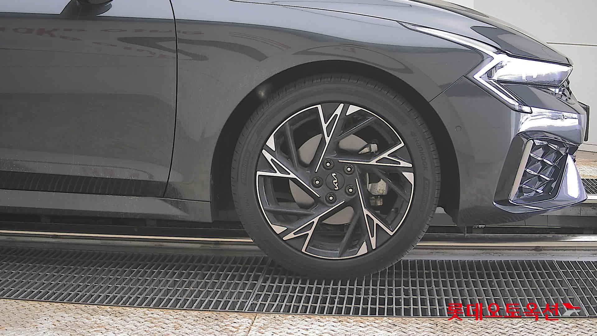 Kia K5 2024 - Image 27