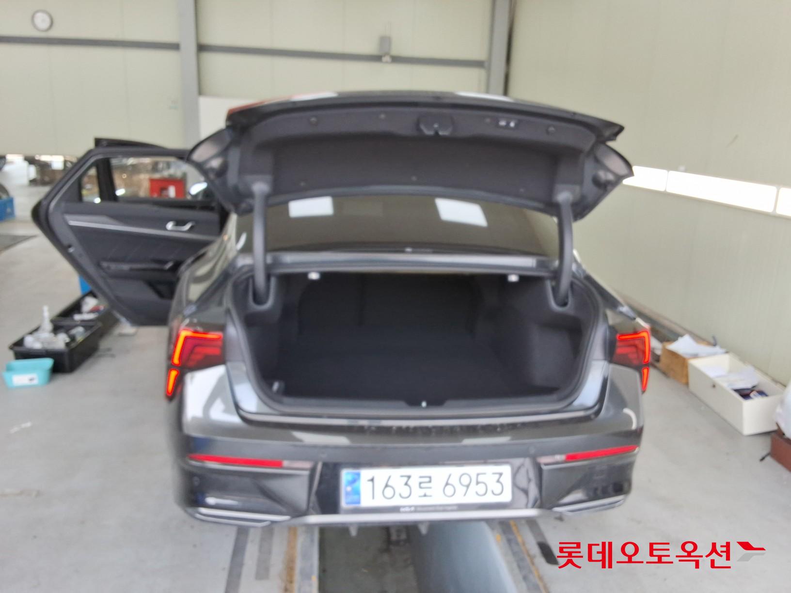 Kia K5 2024 - Image 9