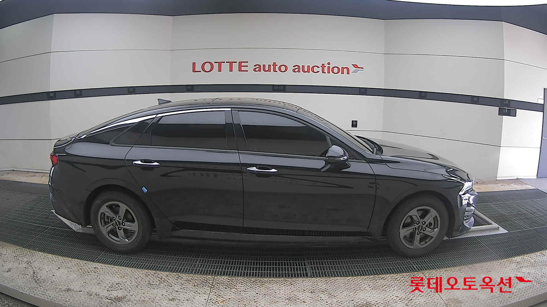 كيا K5 2022 - صورة 21