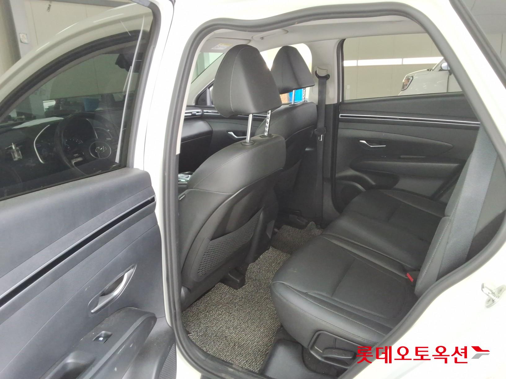 Hyundai Tucson - 36