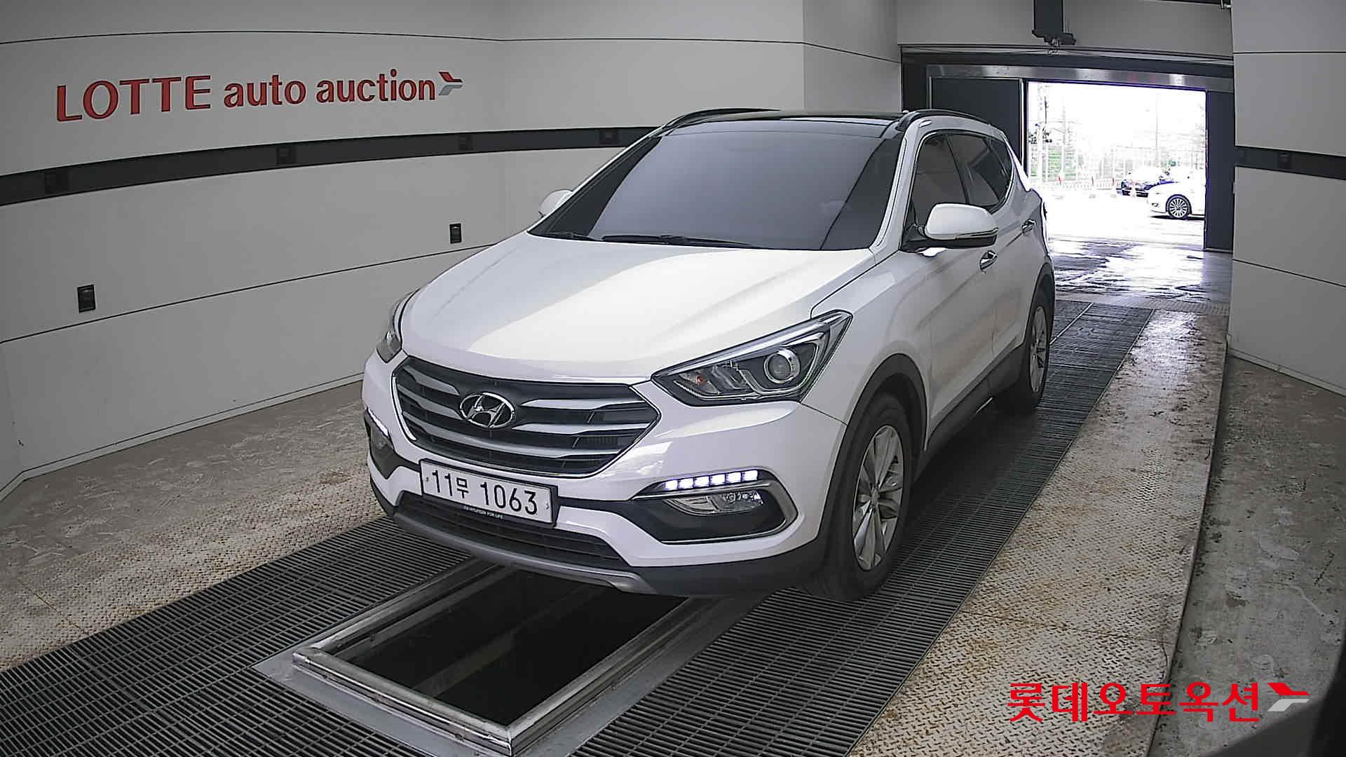 Hyundai Santa Fe 2016 - Image 10
