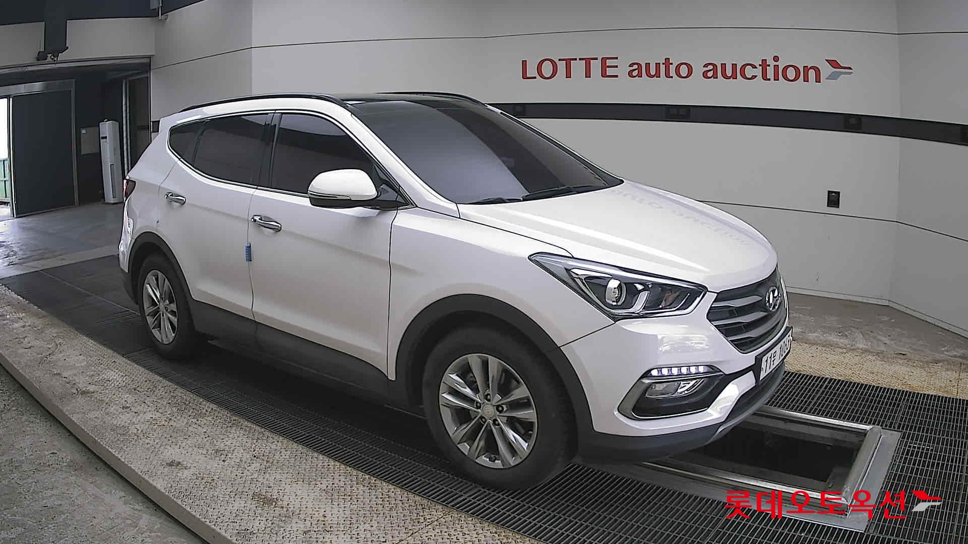 Hyundai Santa Fe 2016 - Image 23
