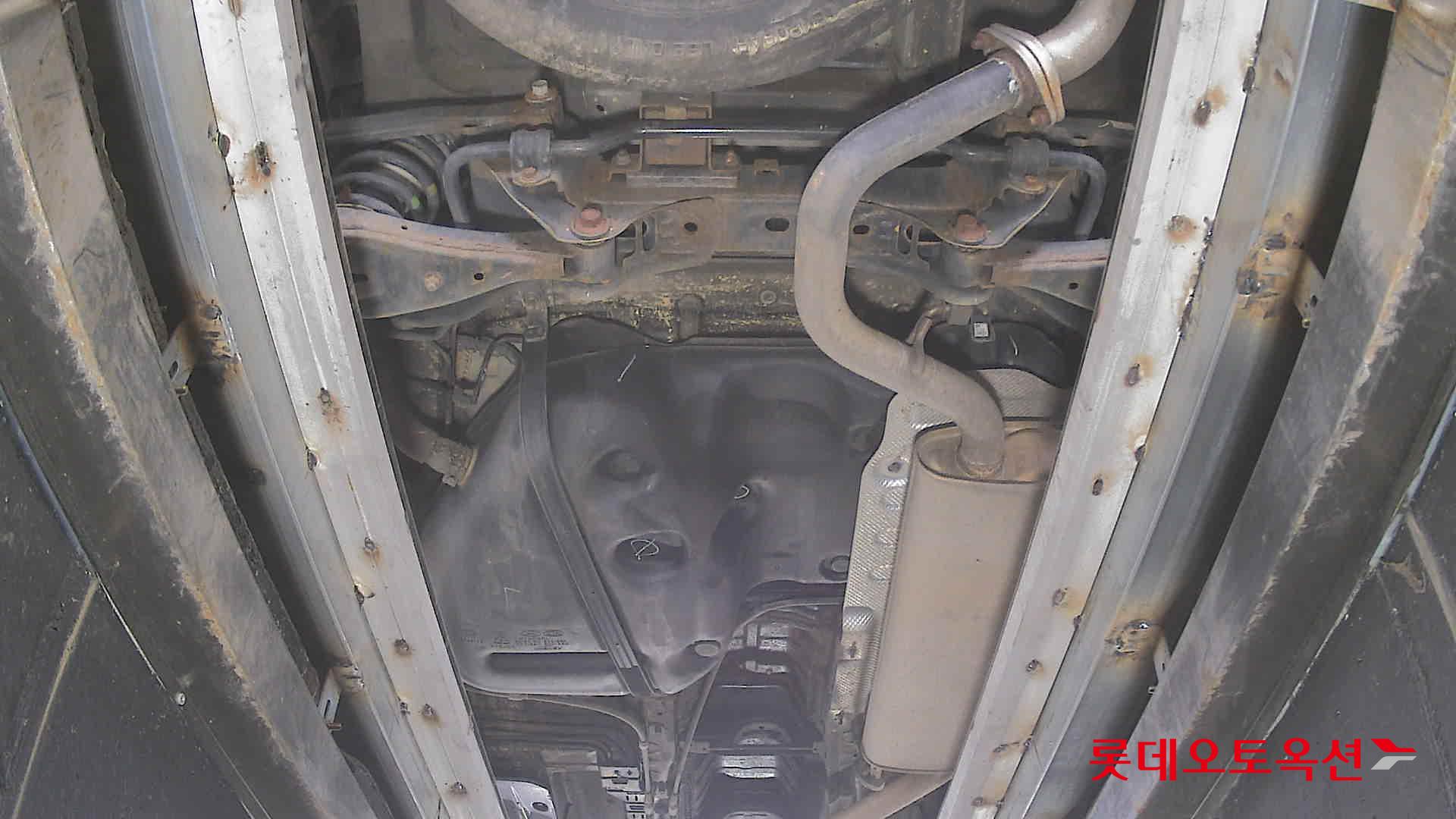 Hyundai Santa Fe 2016 - Image 2