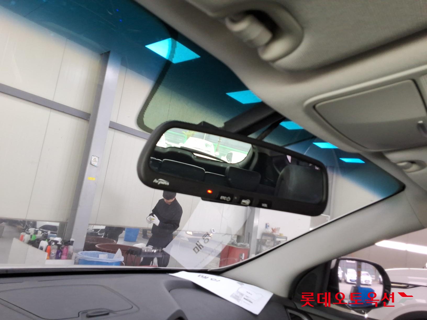 Hyundai Santa Fe 2016 - Image 33