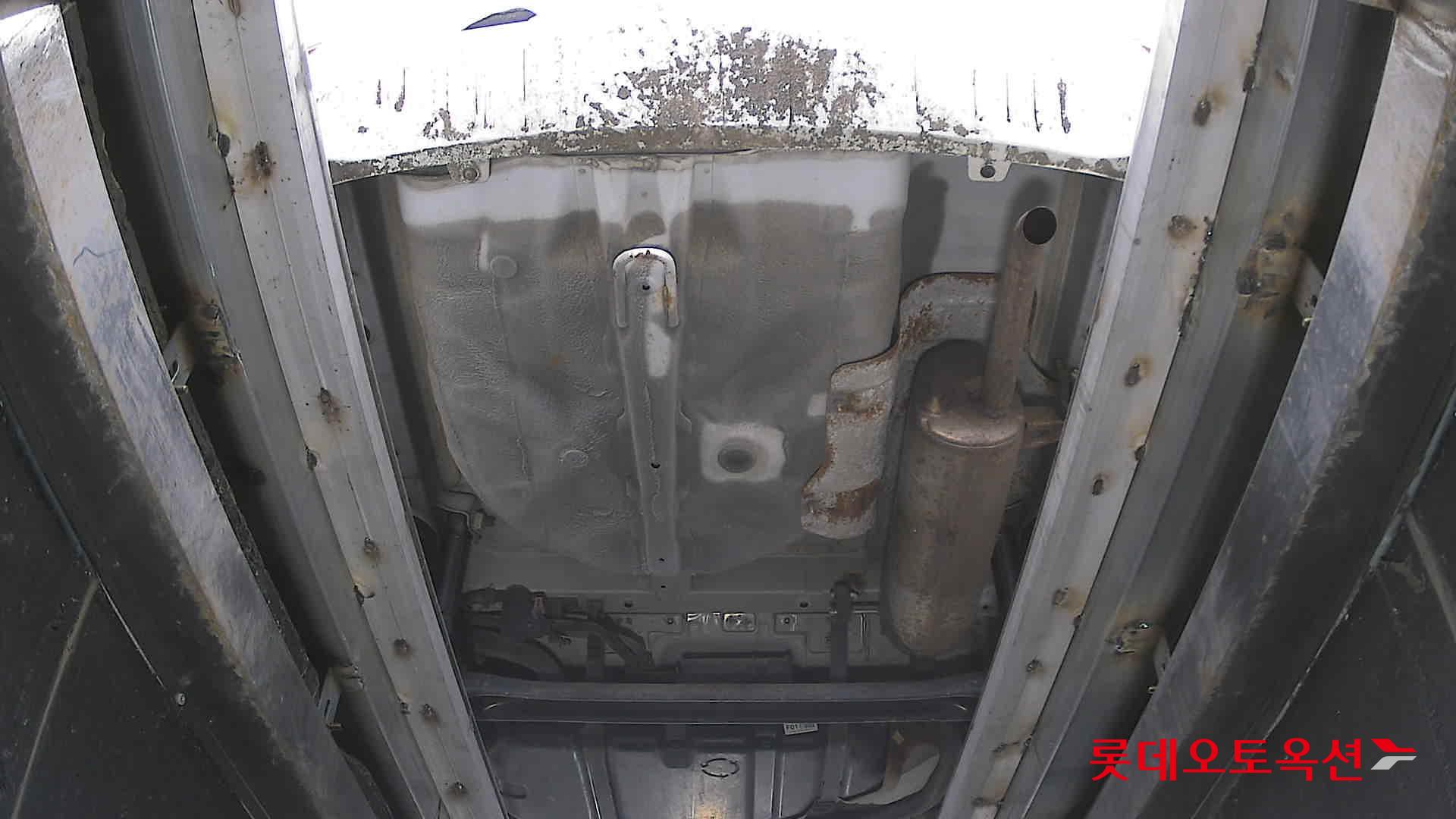 Hyundai Accent 2012 - Image 2