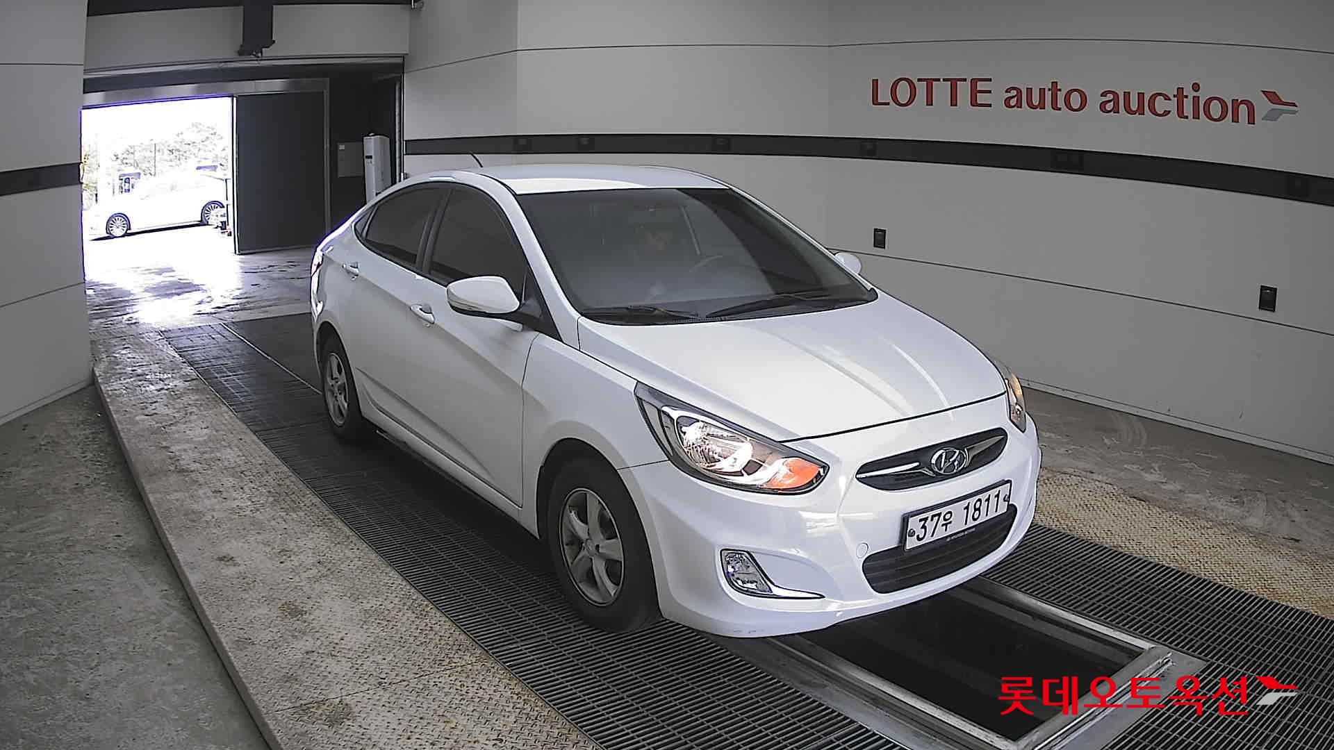 Hyundai Accent 2014 - Image 6