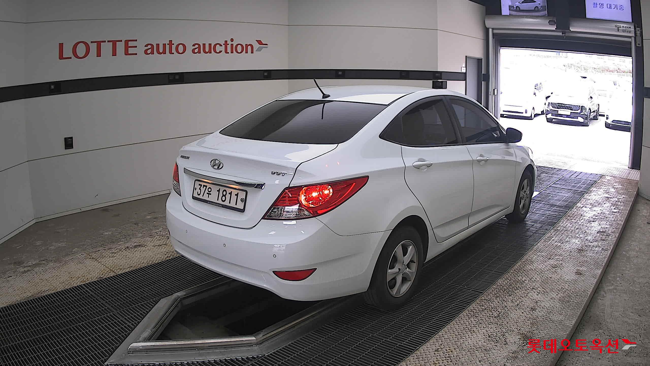 Hyundai Accent 2014 - Image 5