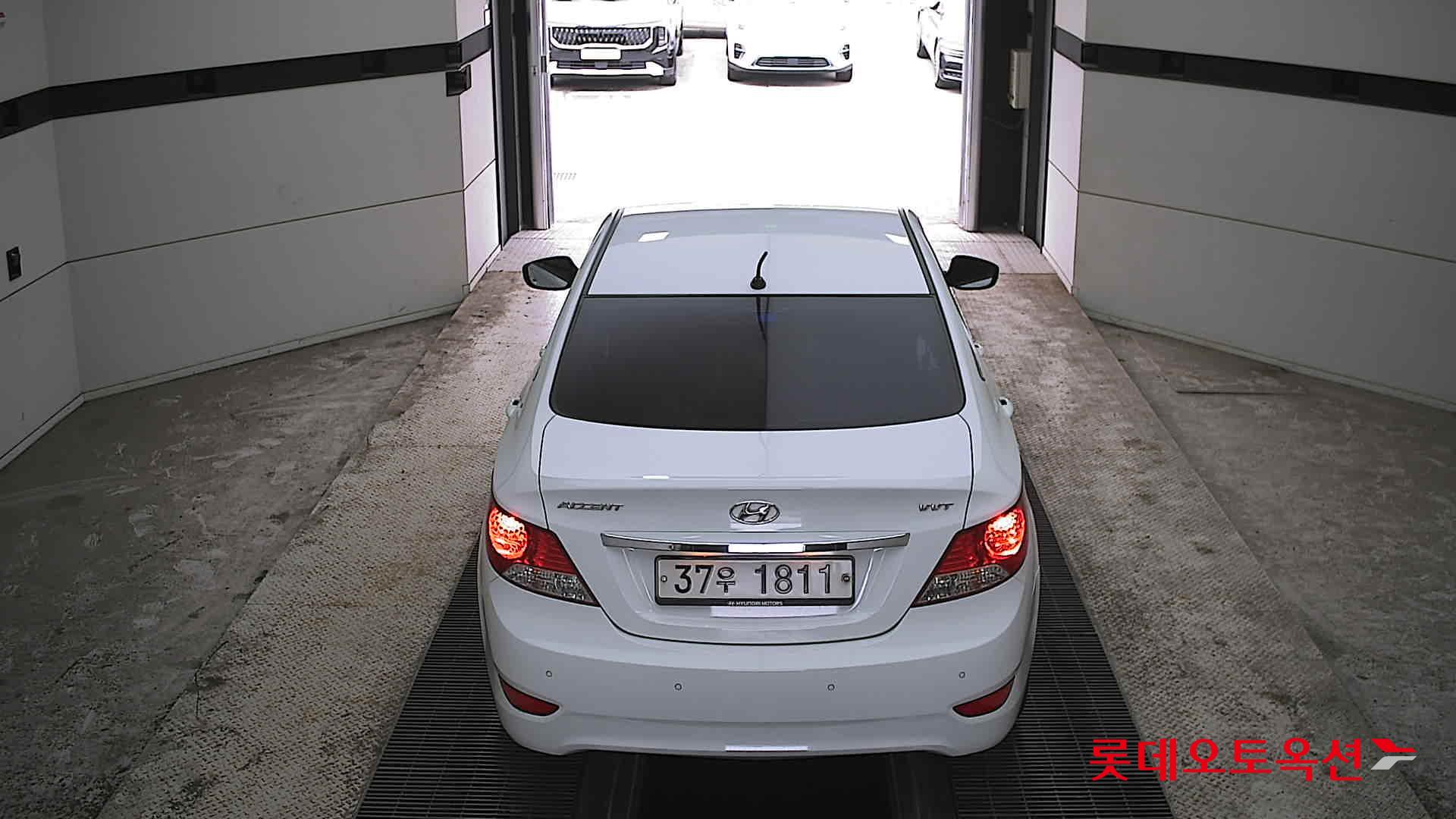 Hyundai Accent 2014 - Image 17