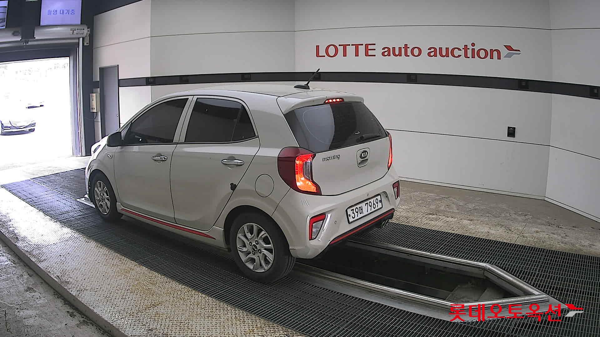 Kia Morning 2018 - Image 15