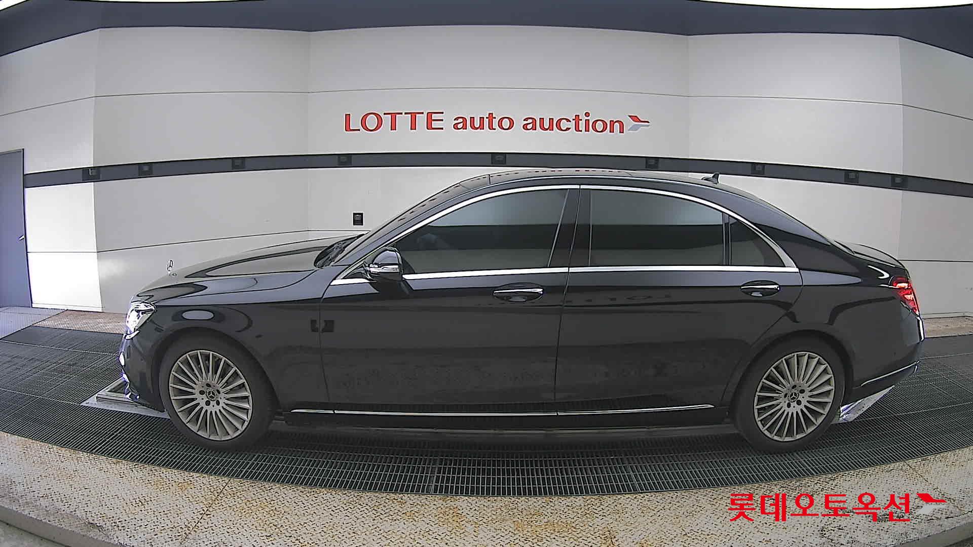 Mercedes-Benz S-Class - 13