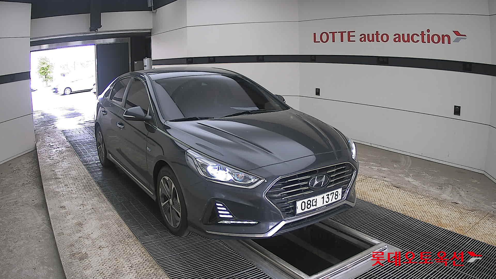 Hyundai Sonata 2019 - Image 24