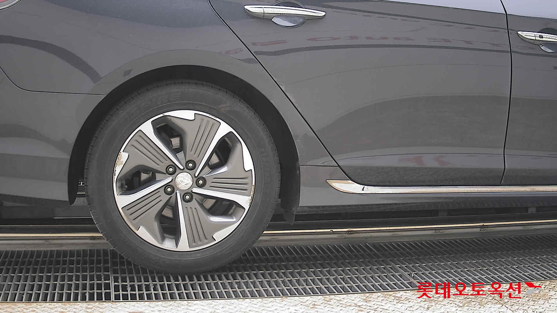 Hyundai Sonata 2019 - Image 28