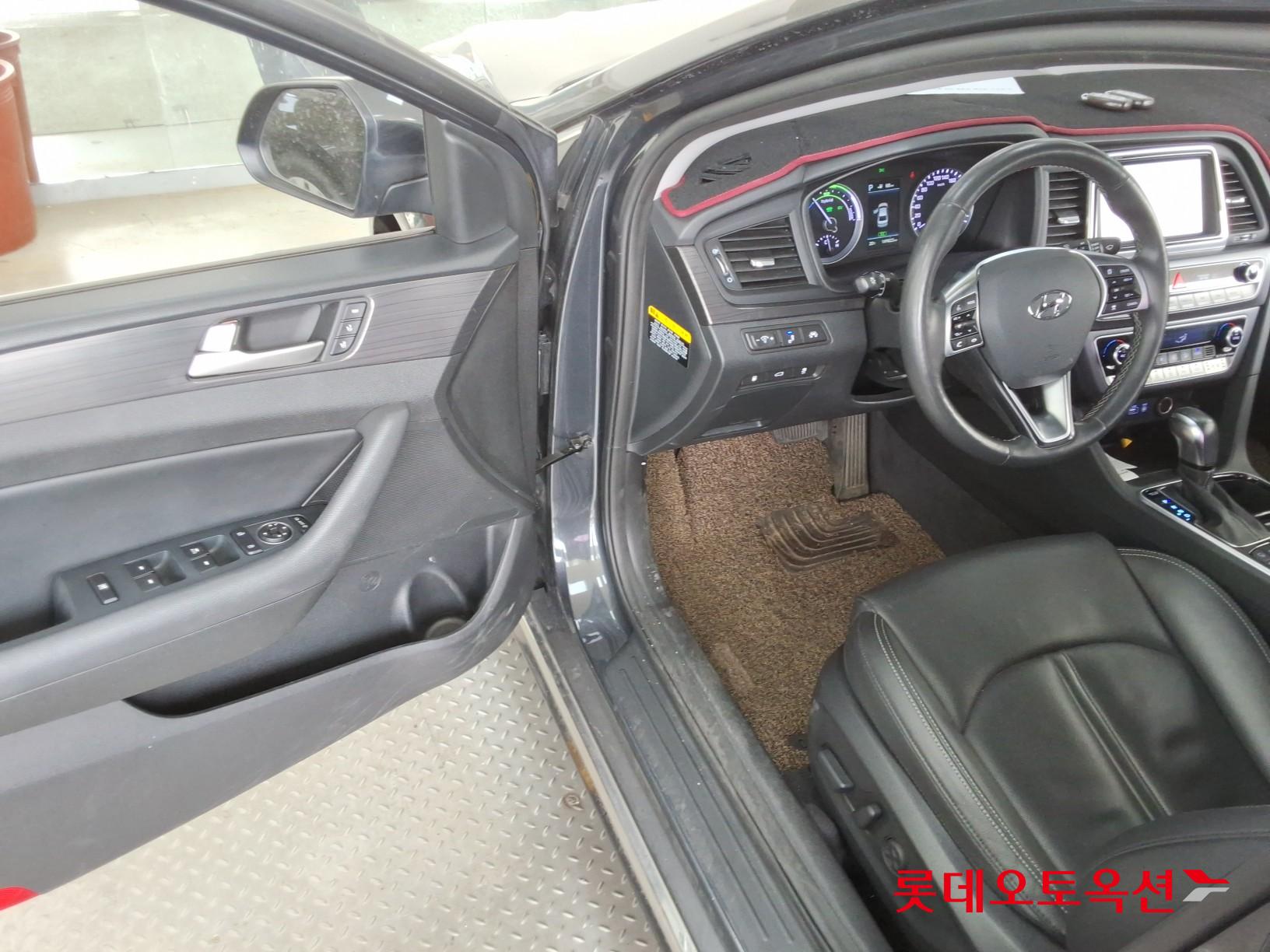 Hyundai Sonata 2019 - Image 37