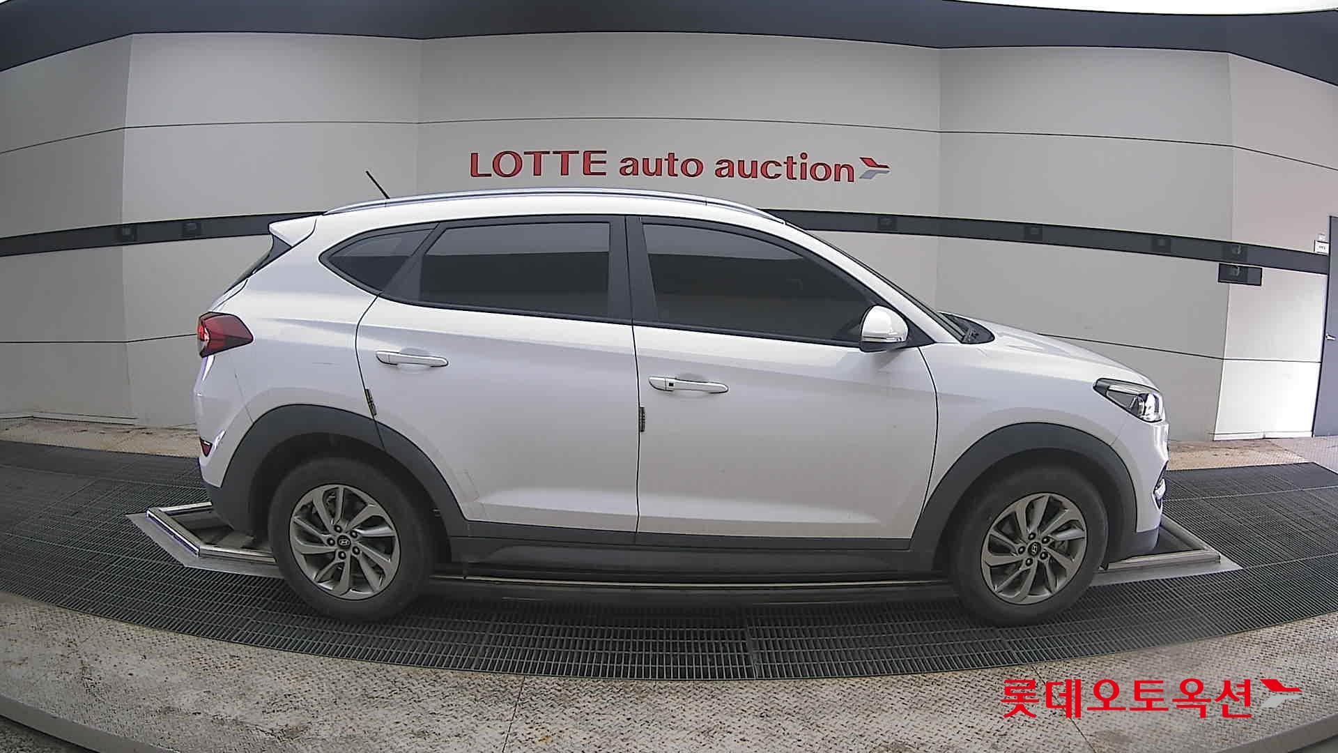 هيونداي توسان 2017 - صورة 21