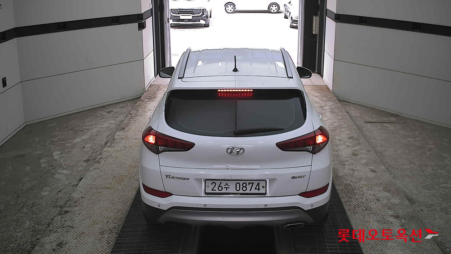 هيونداي توسان 2017 - صورة 17