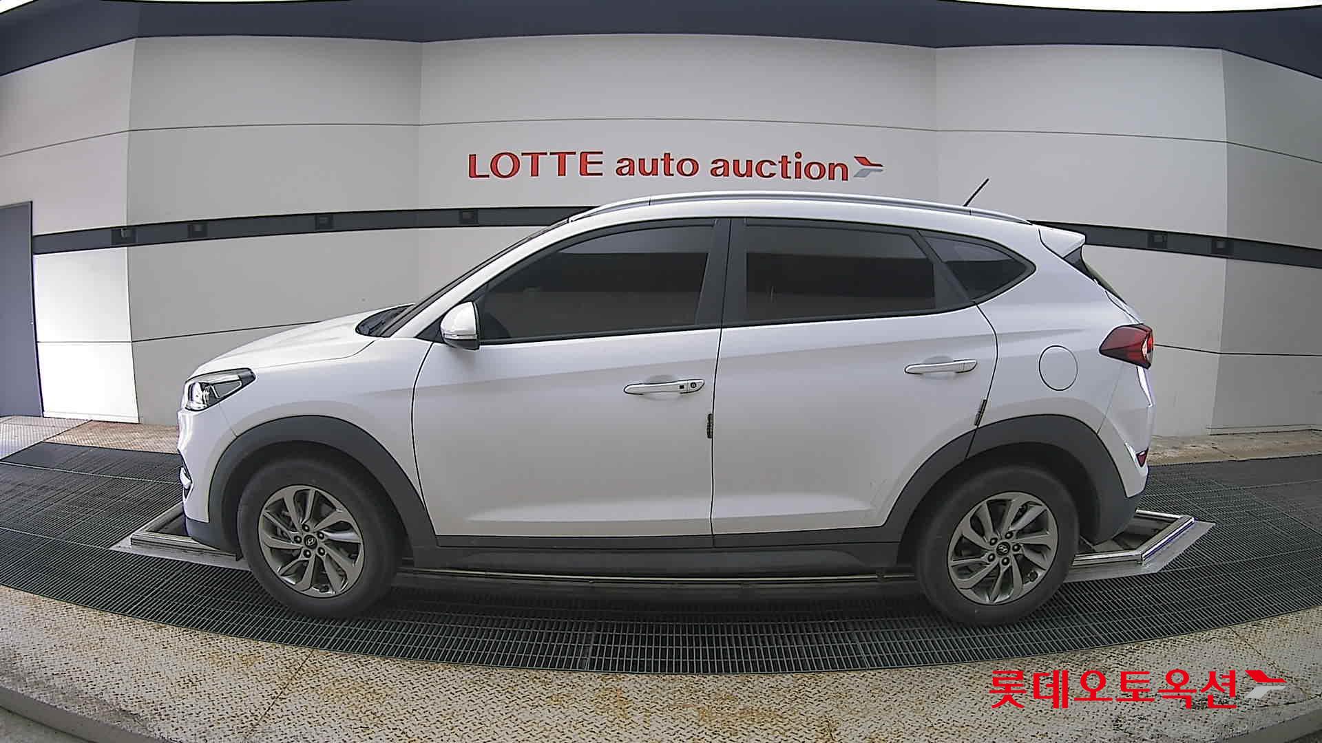 هيونداي توسان 2017 - صورة 13