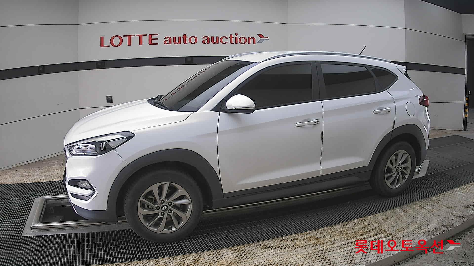 هيونداي توسان 2017 - صورة 12