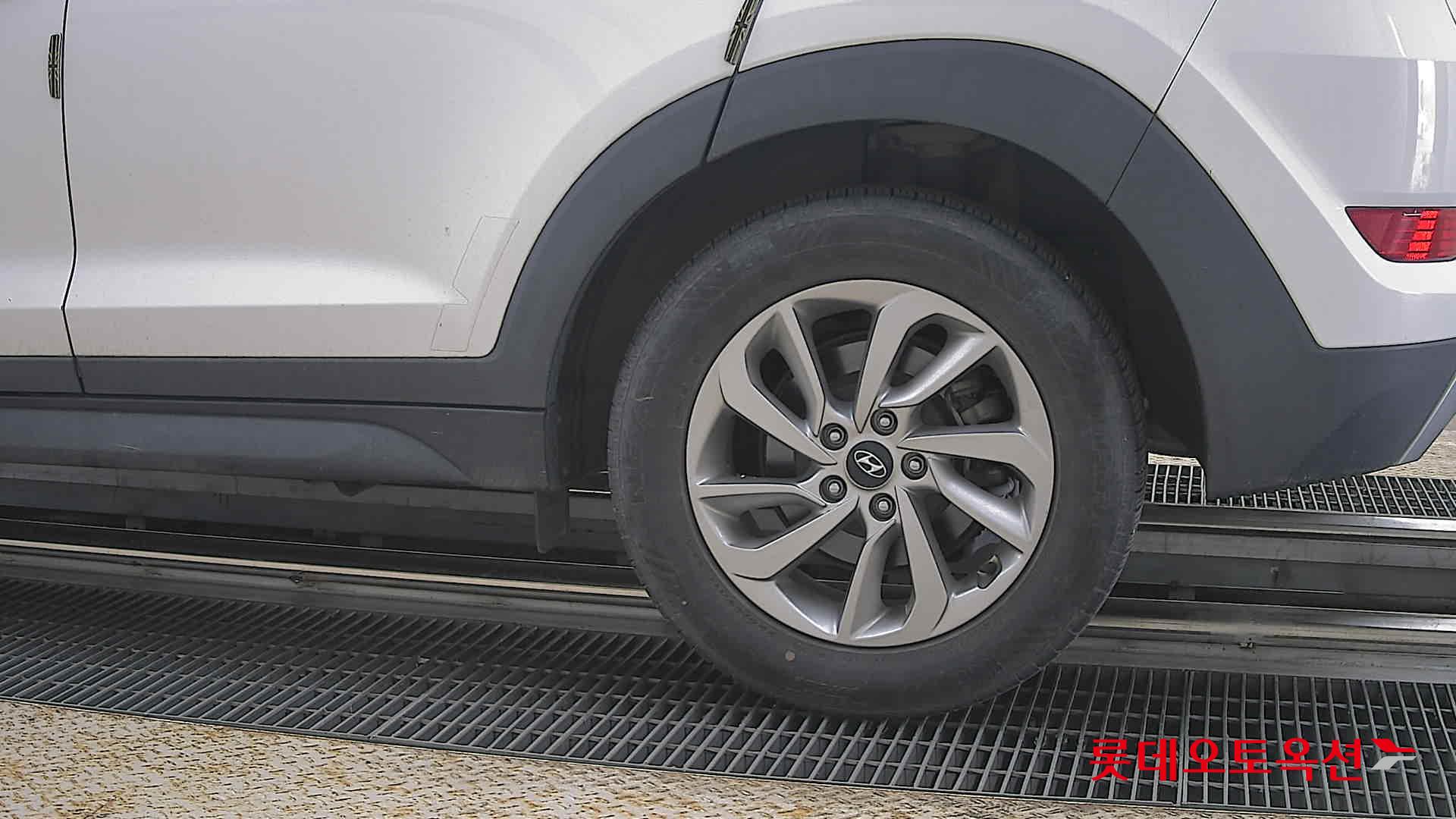 هيونداي توسان 2017 - صورة 26