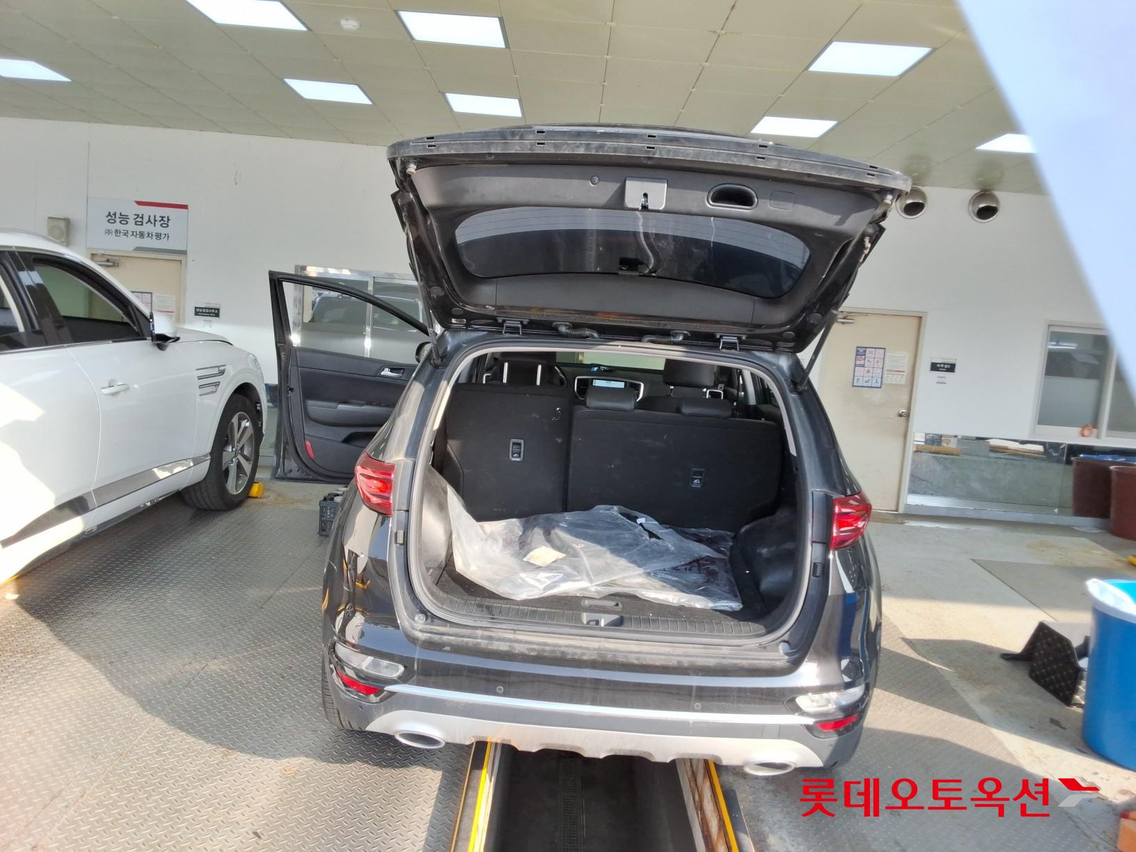 كيا سبورتاج 2022 - صورة 9