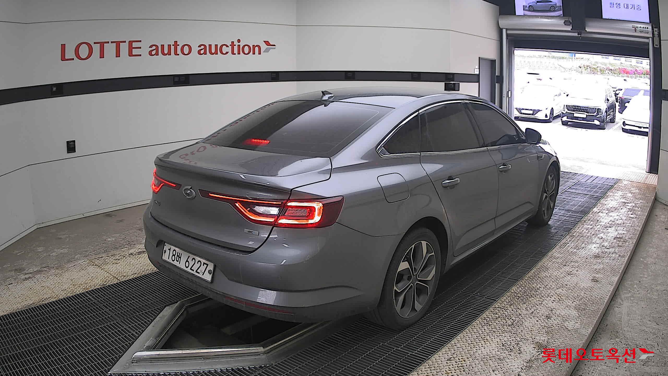 르노삼성자동차 SM6 2019 - 이미지 5