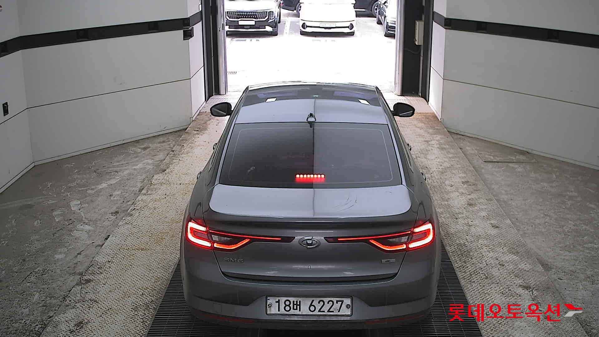 르노삼성자동차 SM6 2019 - 이미지 17
