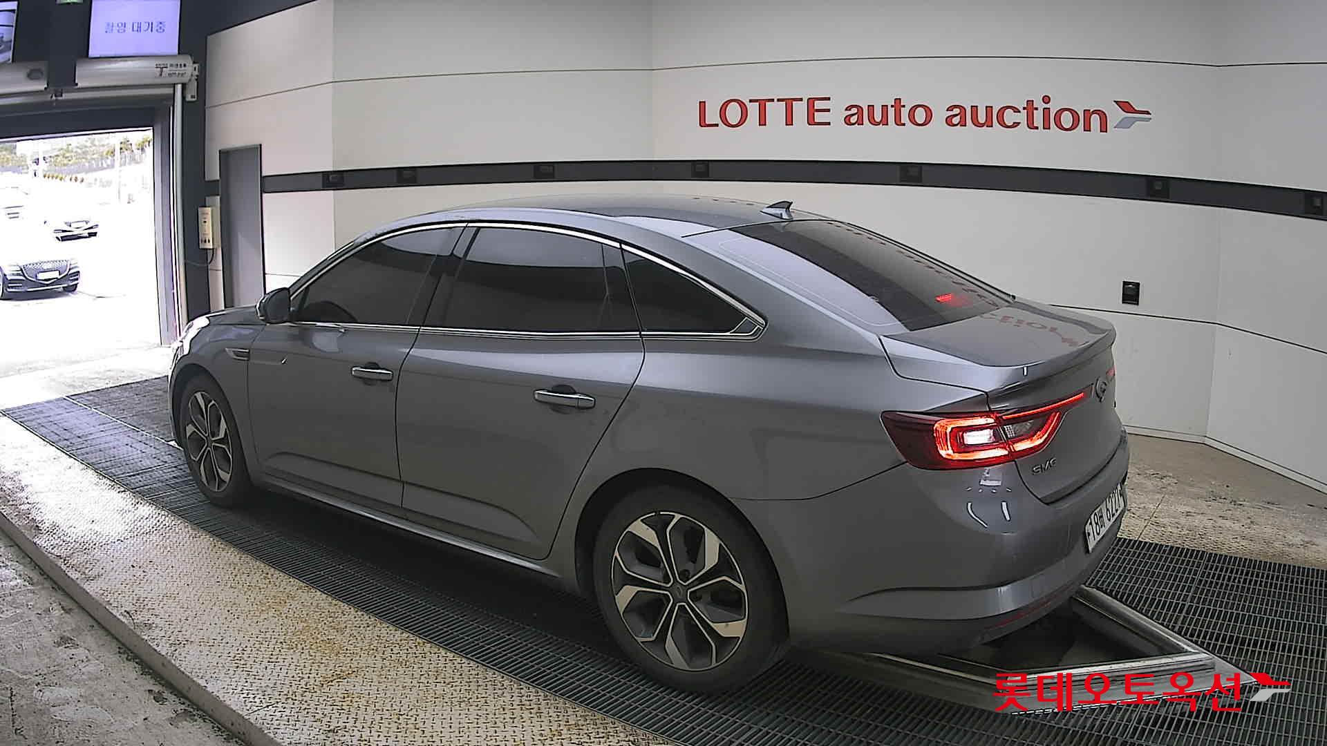 르노삼성자동차 SM6 2019 - 이미지 15