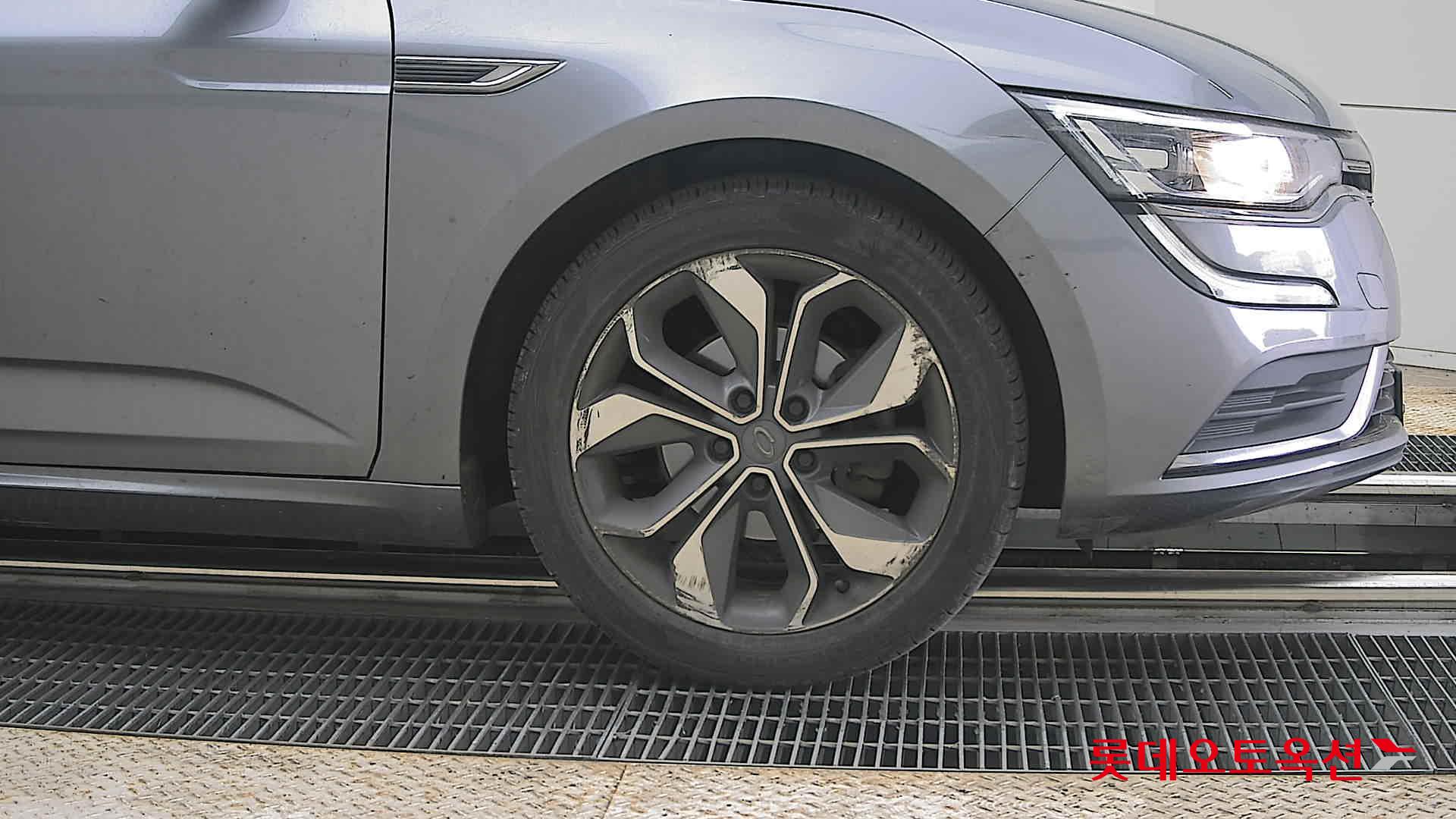 르노삼성자동차 SM6 2019 - 이미지 27