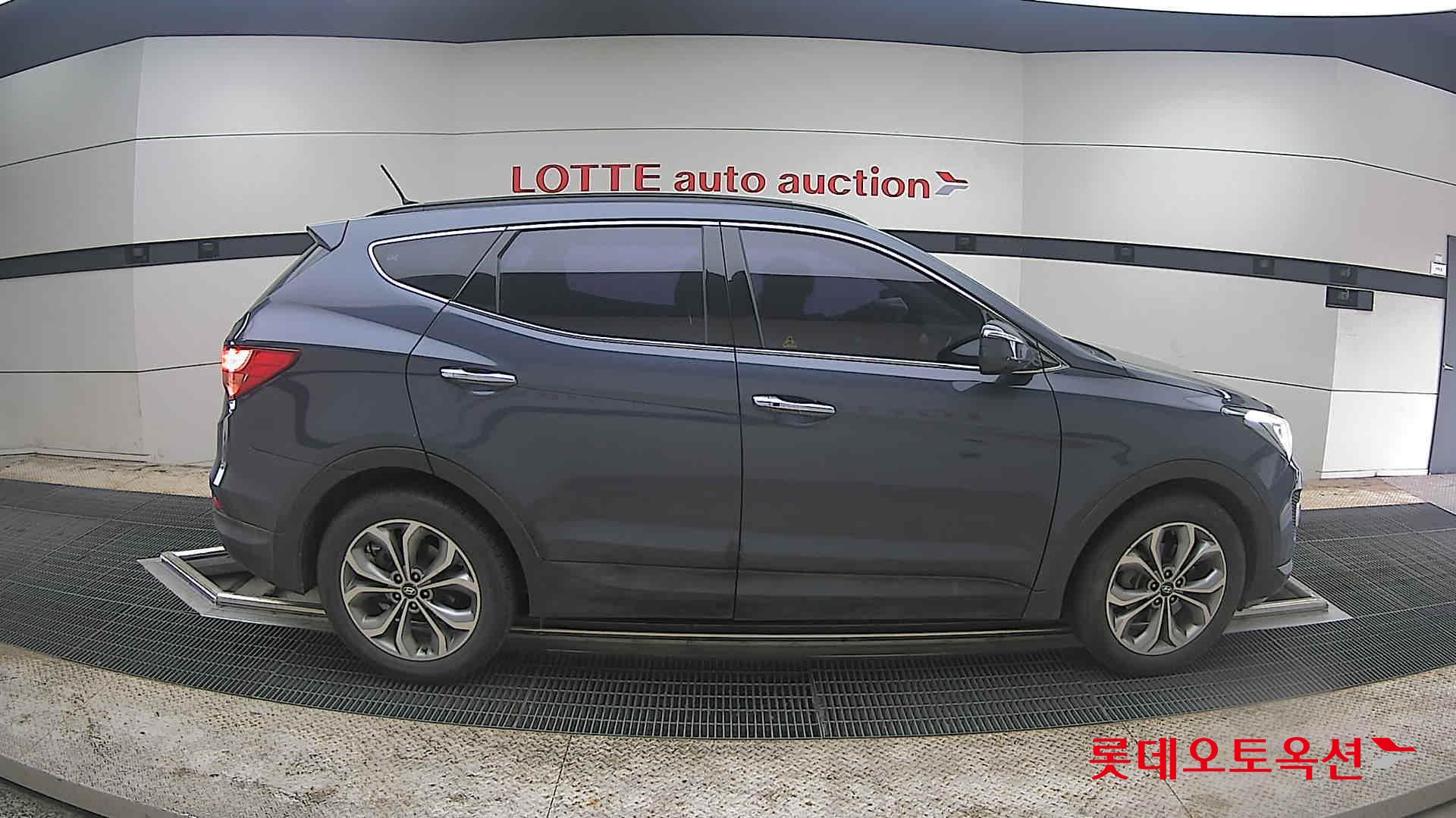 Hyundai Santa Fe 2013 - Image 21