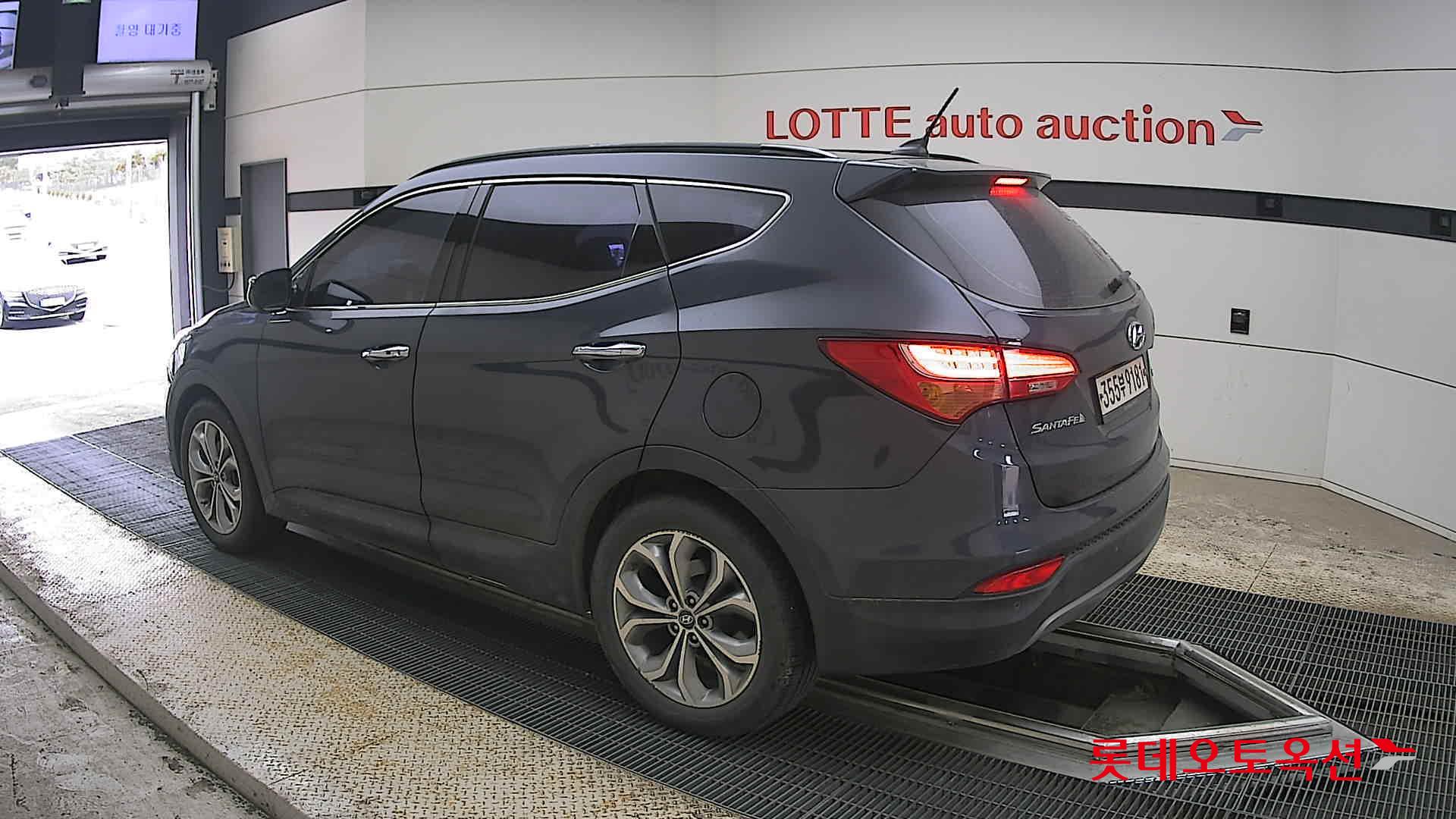 Hyundai Santa Fe 2013 - Image 15