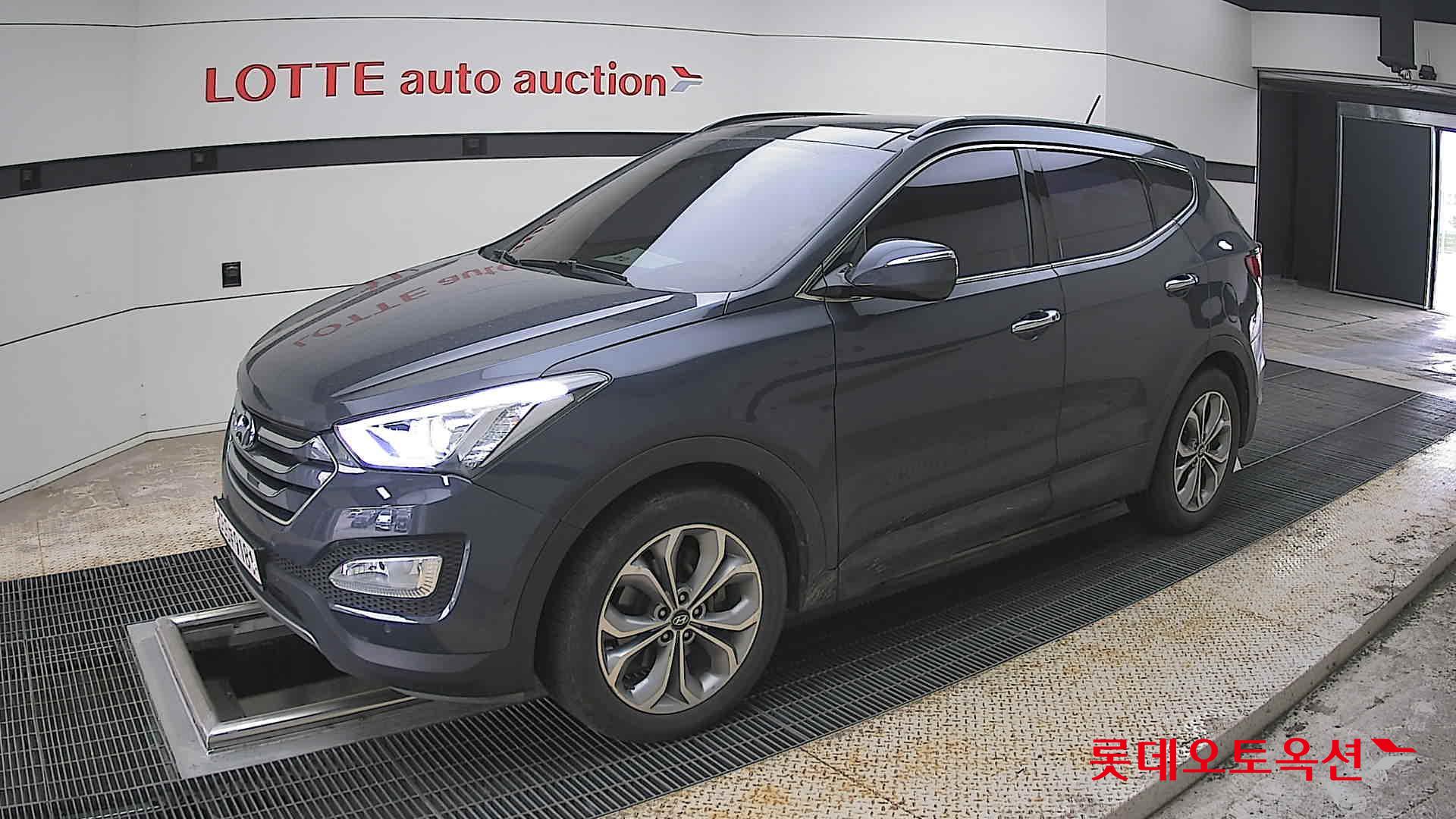 Hyundai Santa Fe 2013 - Image 11