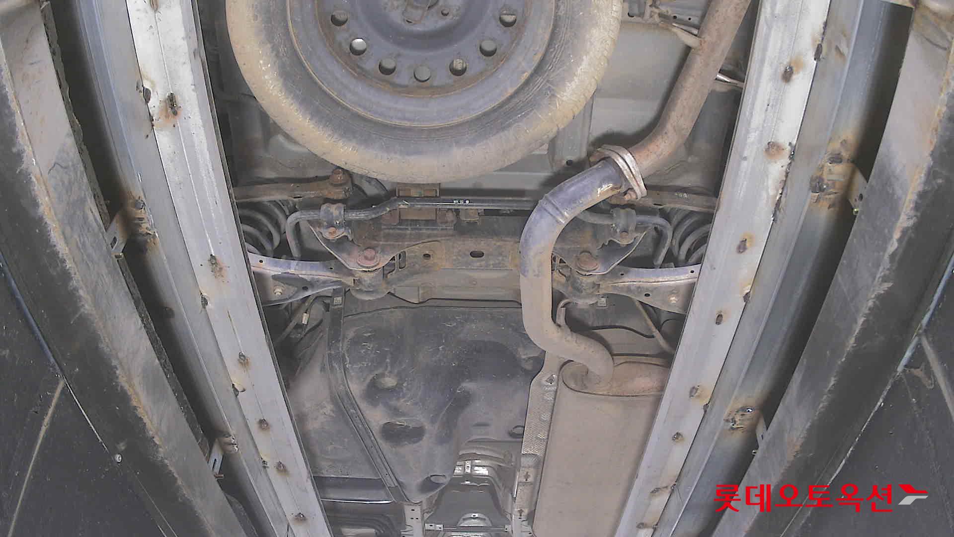 Hyundai Santa Fe 2013 - Image 2