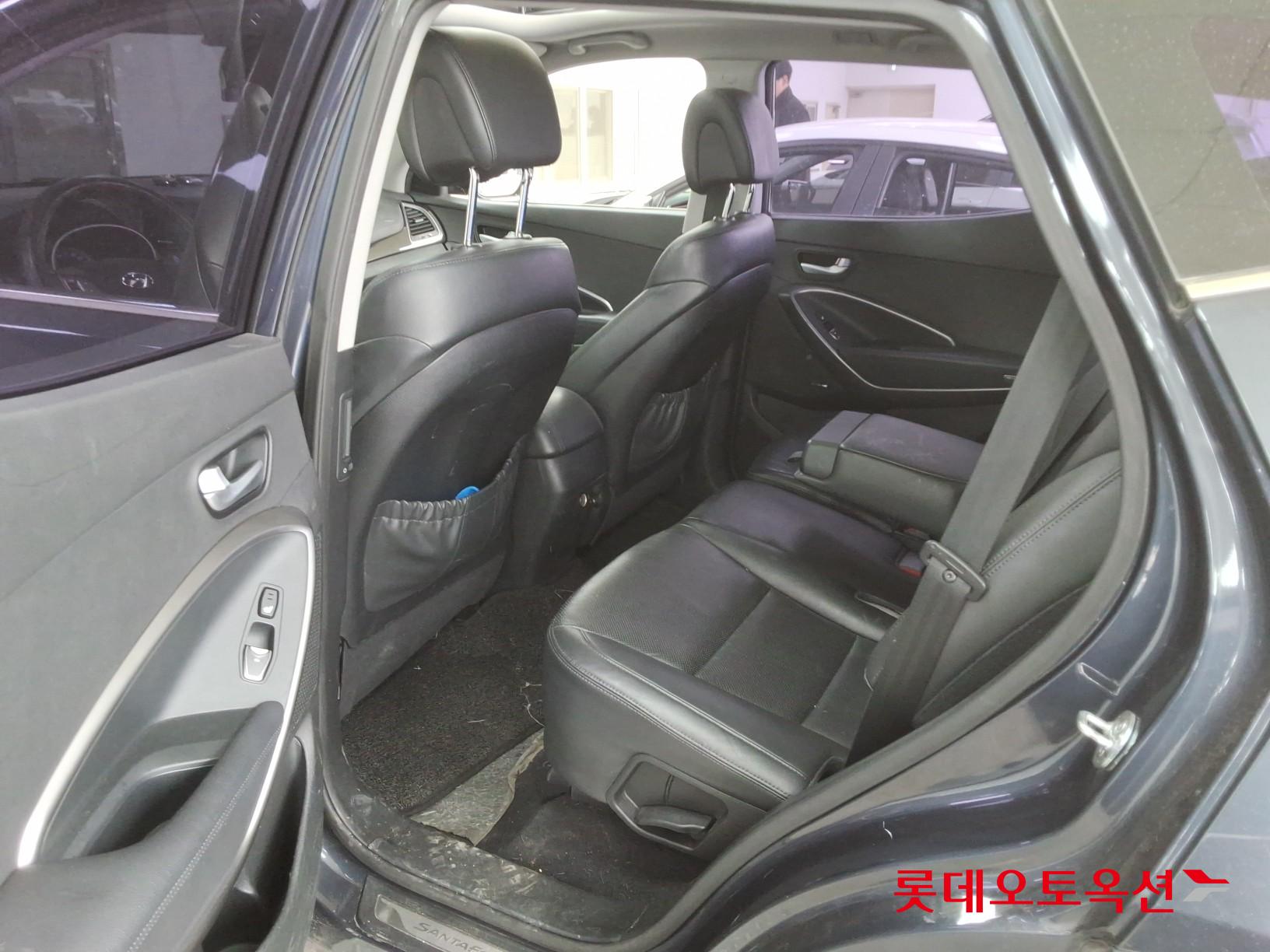 Hyundai Santa Fe 2013 - Image 37