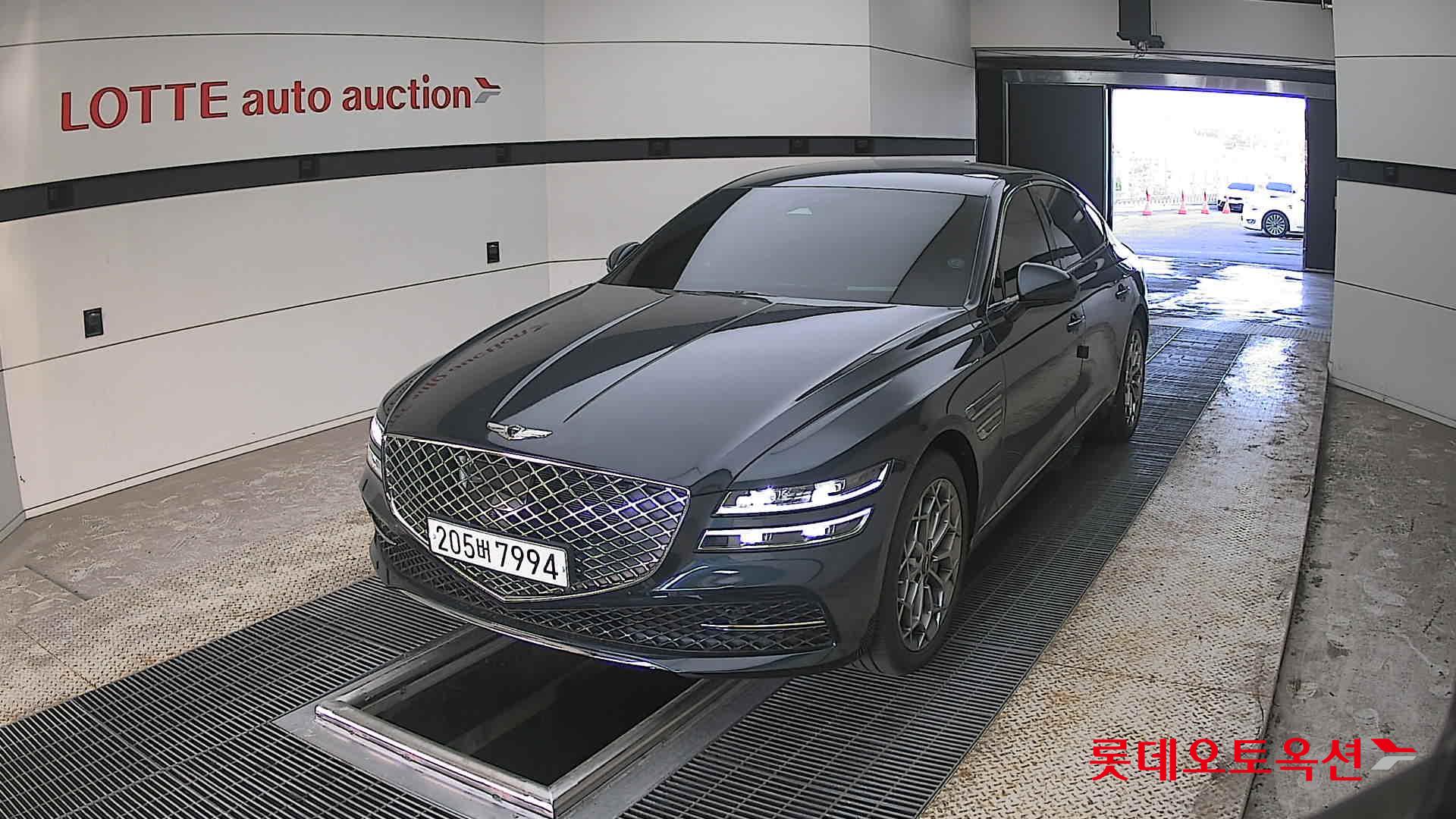 Genesis G80 - 10