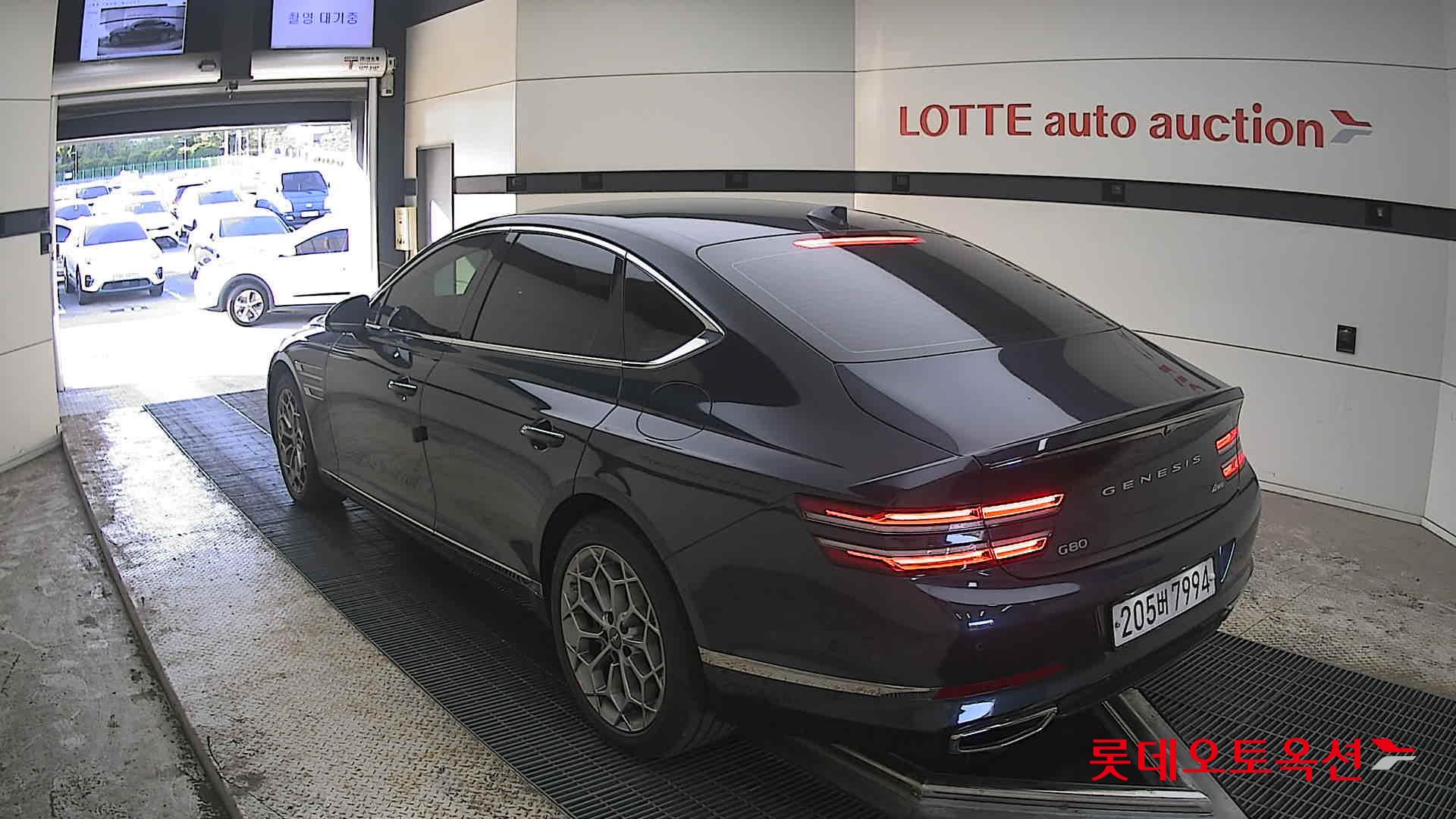 Genesis G80 - 4