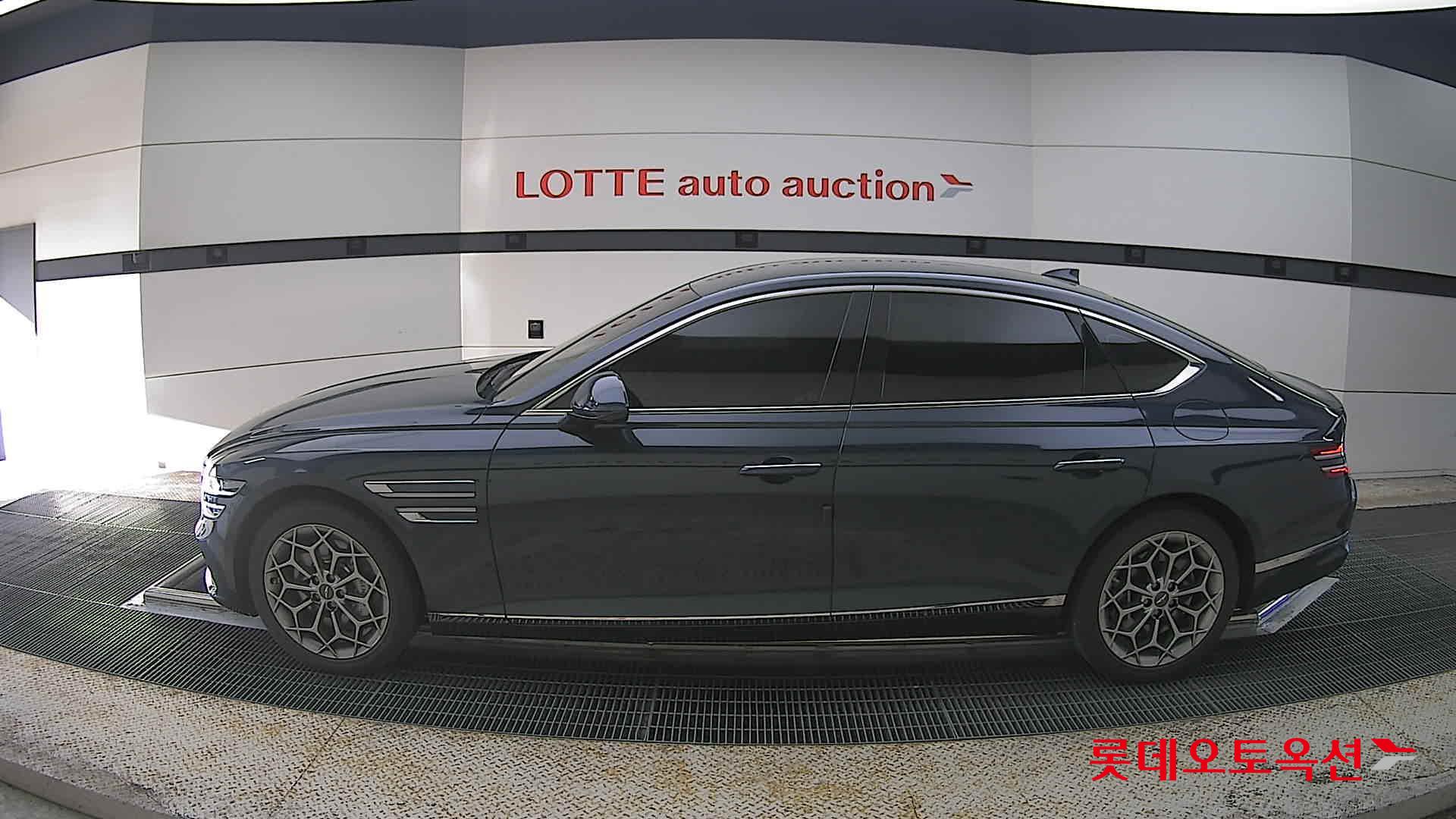 Genesis G80 - 13