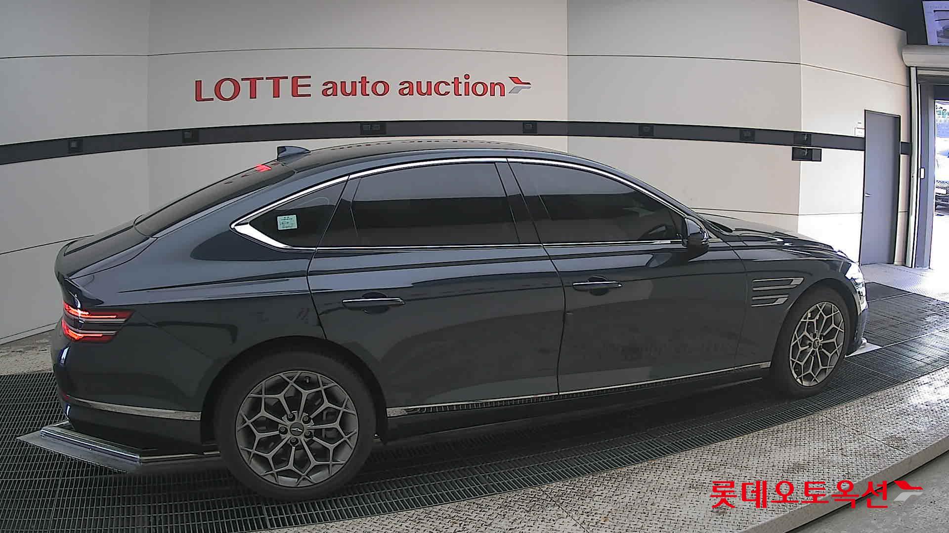 Genesis G80 - 20