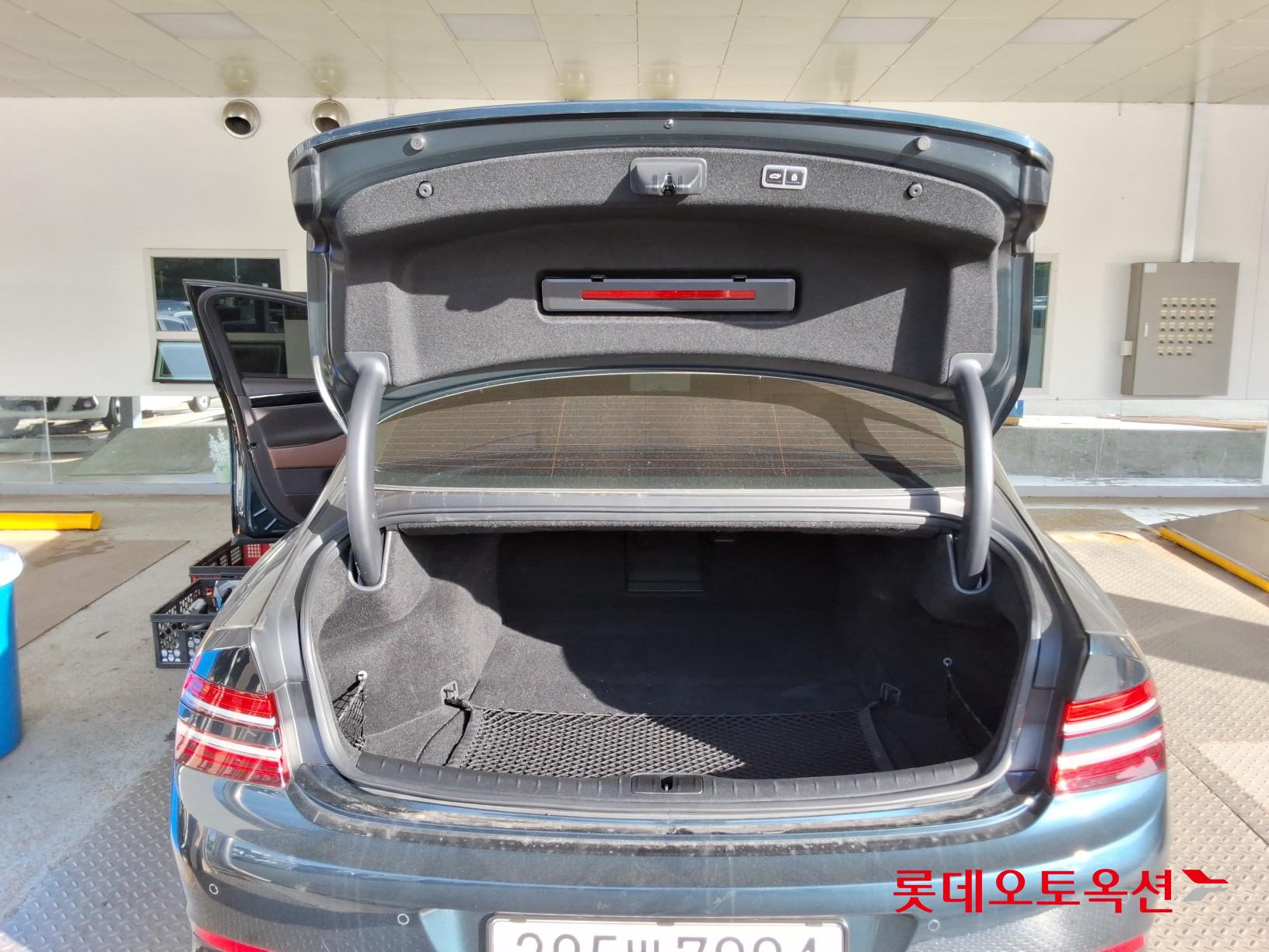 Genesis G80 - 9