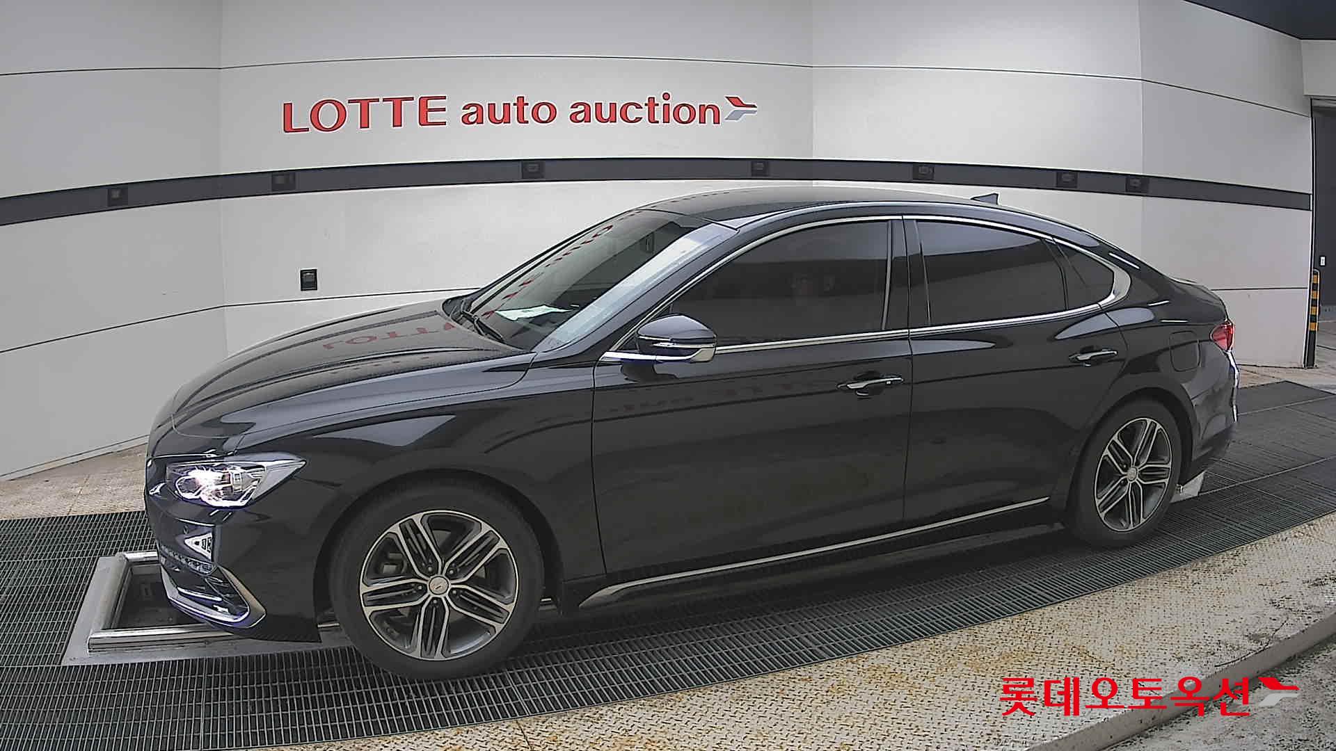 Hyundai Grandeur 2017 - Image 12