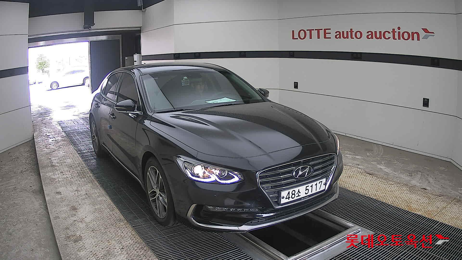 Hyundai Grandeur 2017 - Image 24