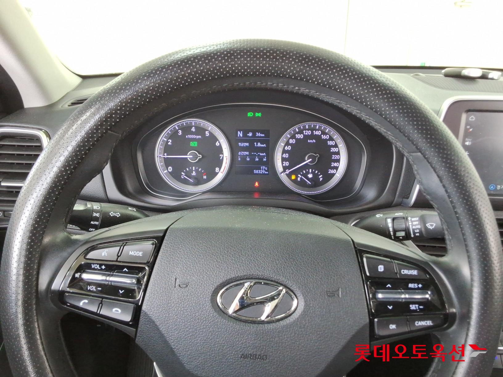 Hyundai Grandeur 2017 - Image 30