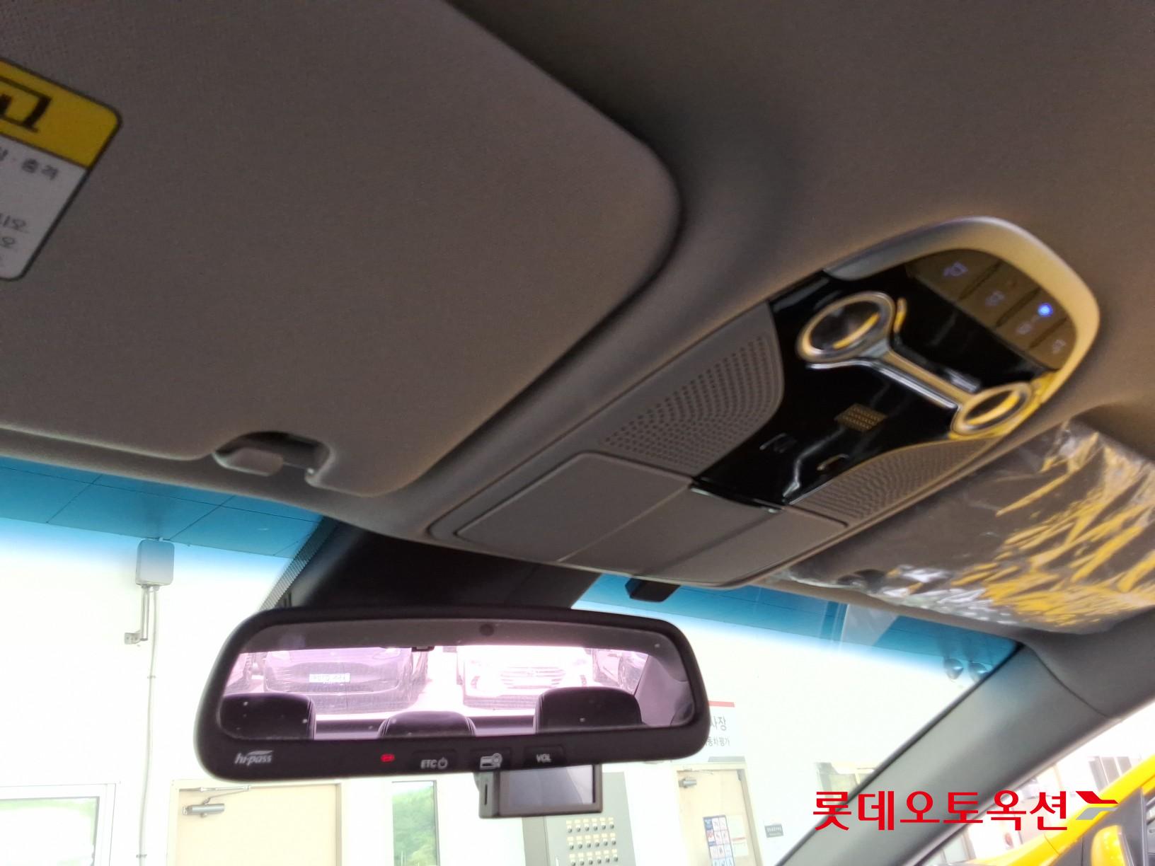 Hyundai Grandeur 2017 - Image 31