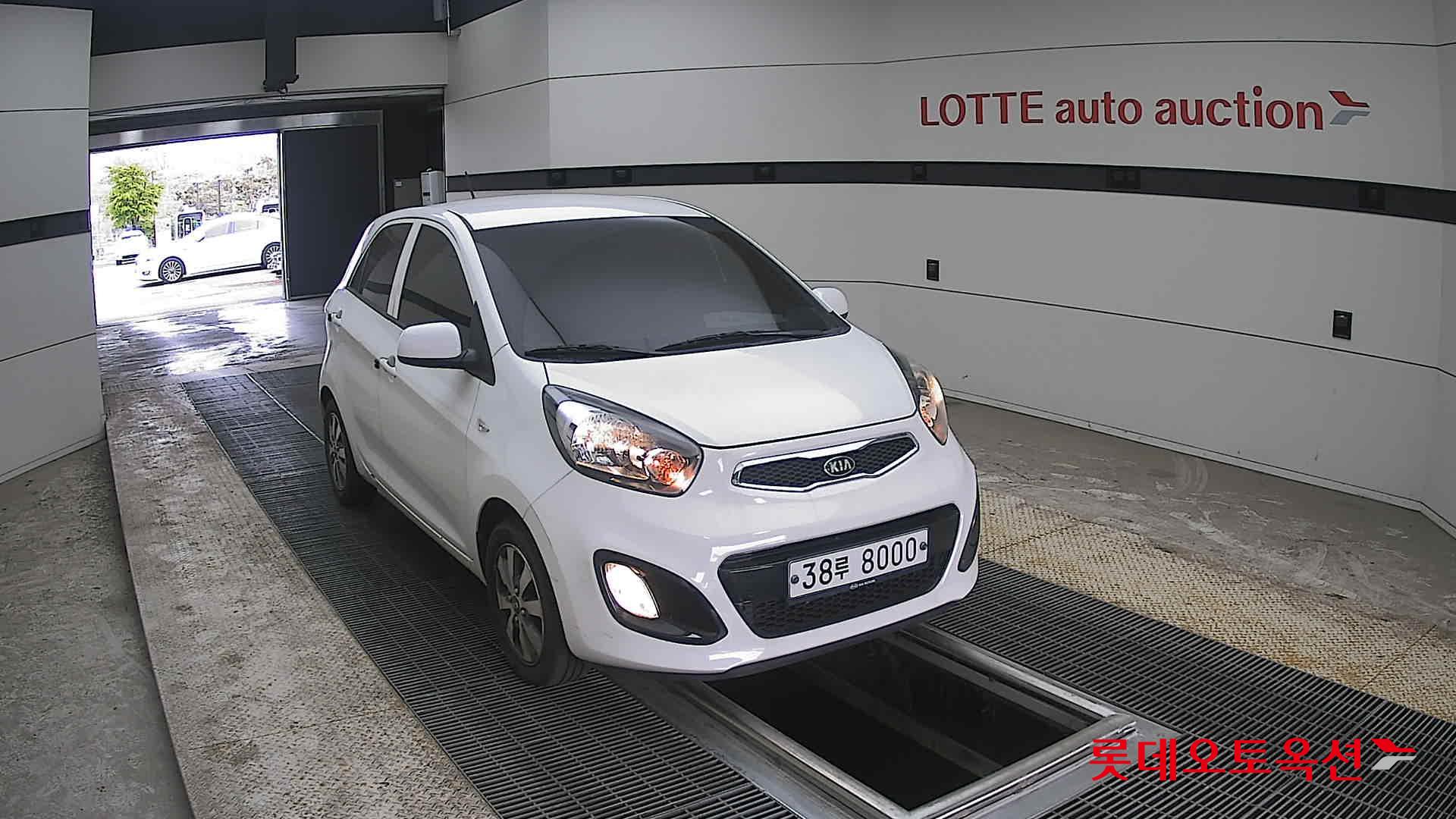 Kia Morning 2013 - Image 24