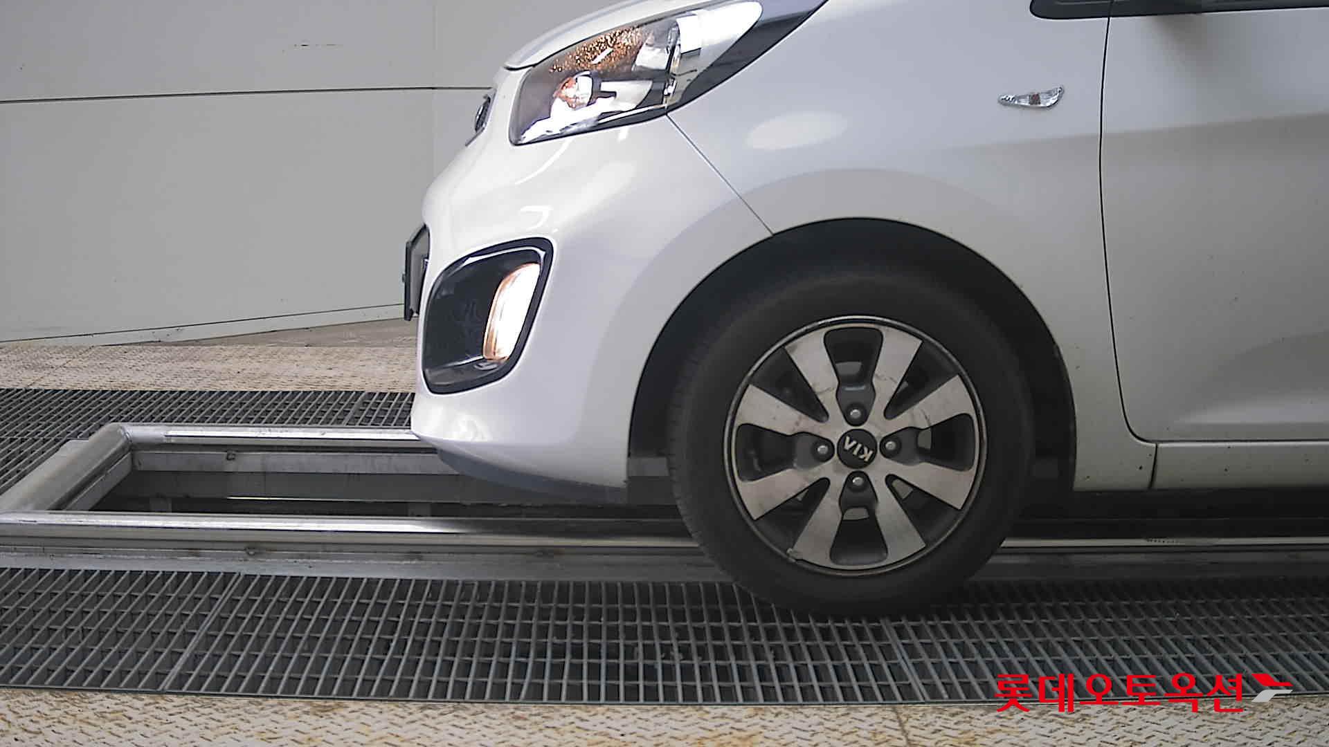 Kia Morning 2013 - Image 25