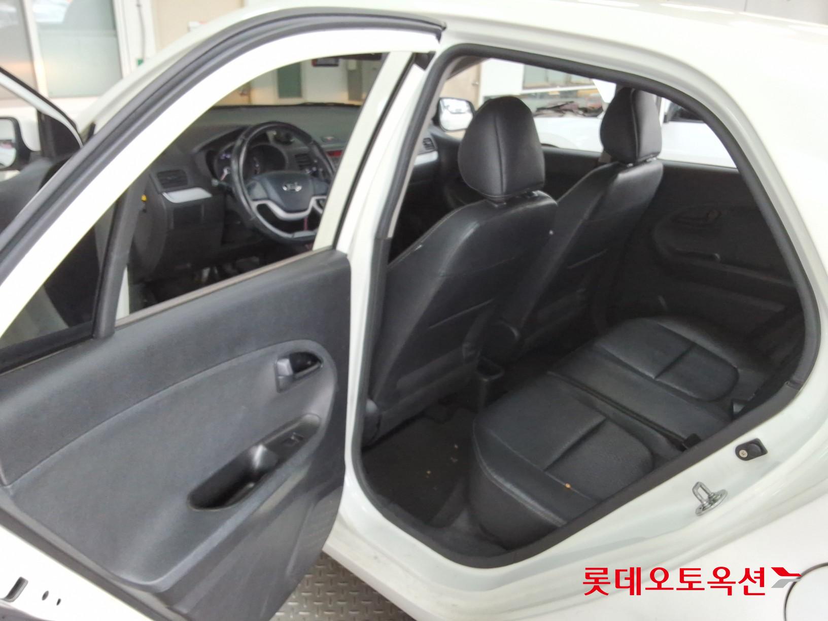 Kia Morning 2013 - Image 36