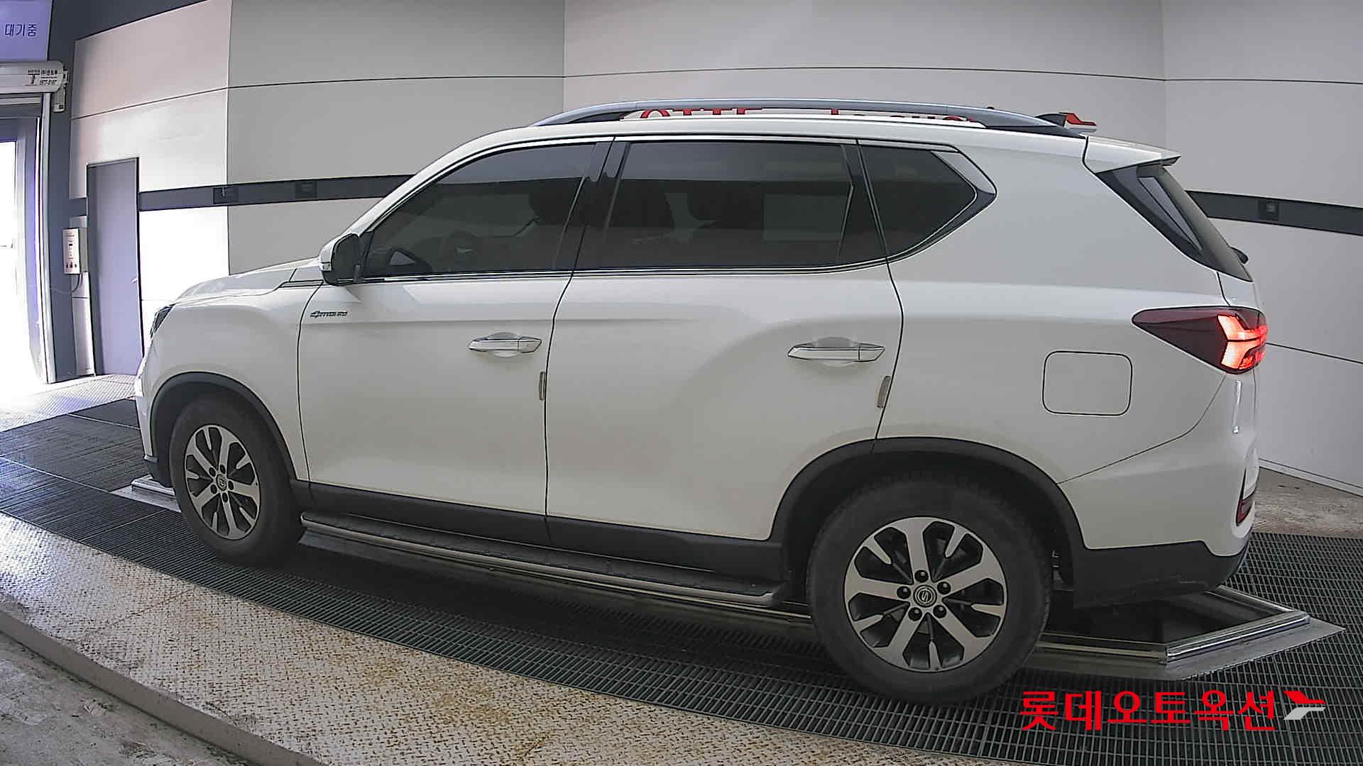 KG Mobility Rexton - 14