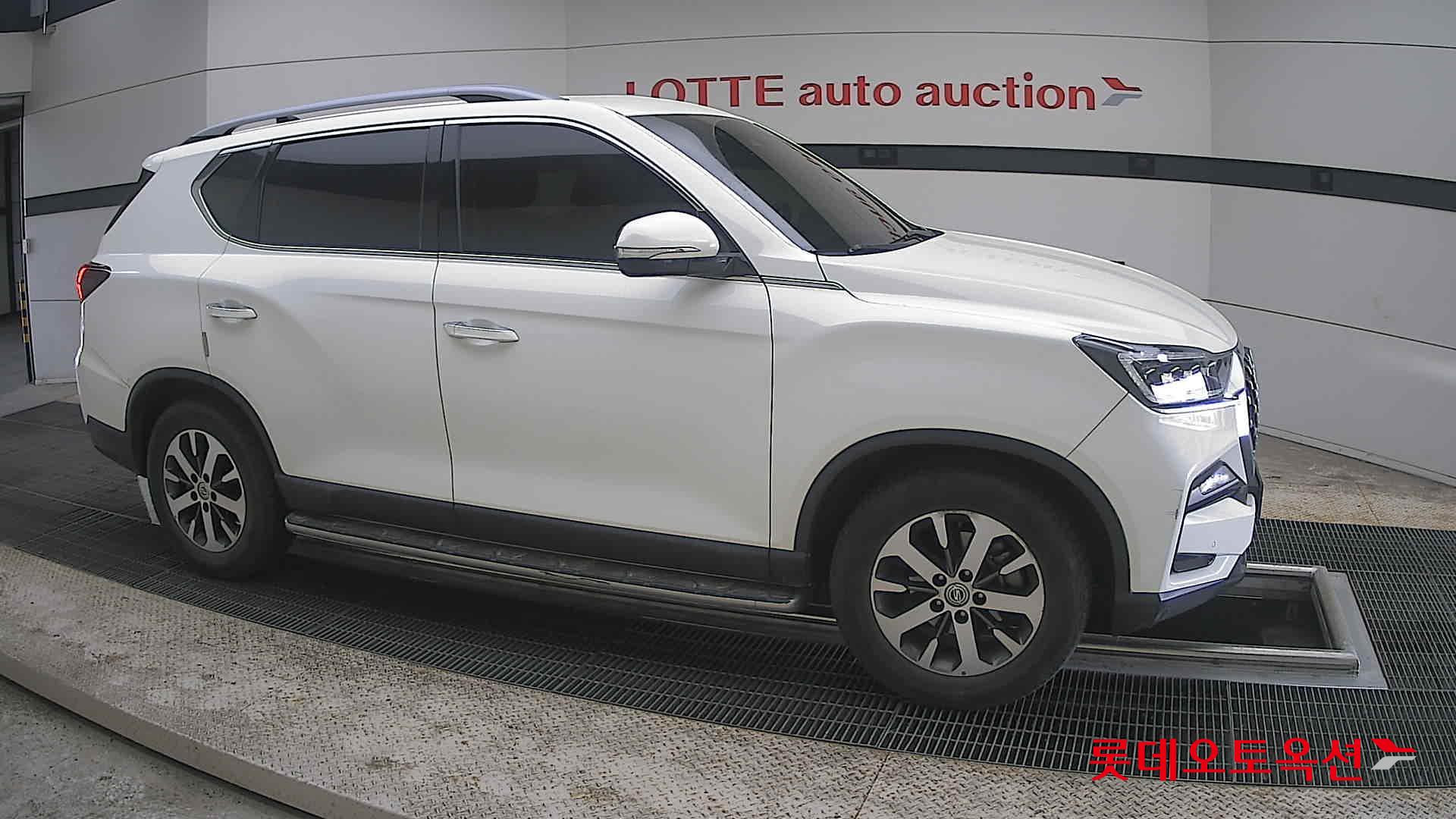 KG Mobility Rexton - 22