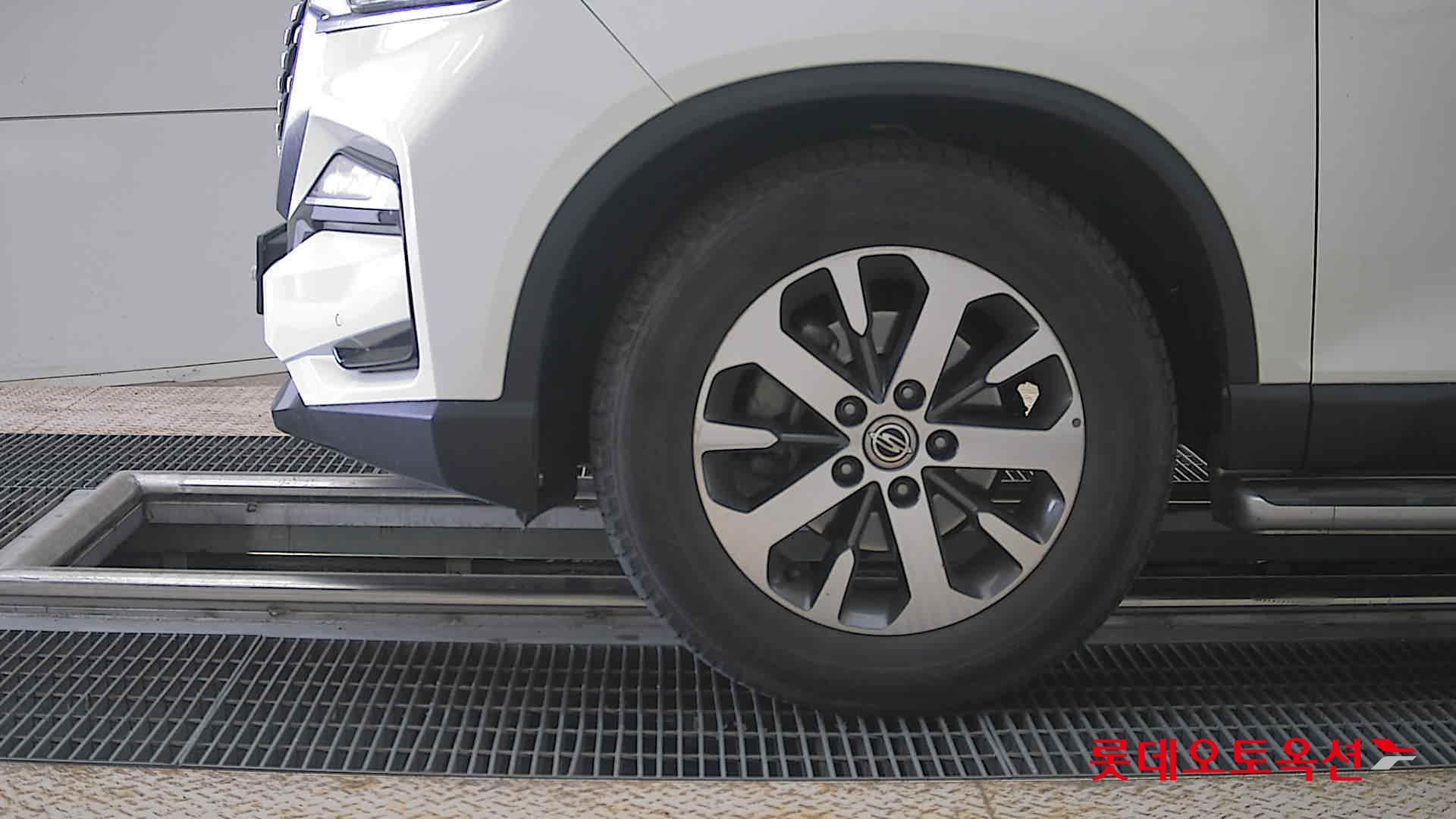 KG Mobility Rexton - 25