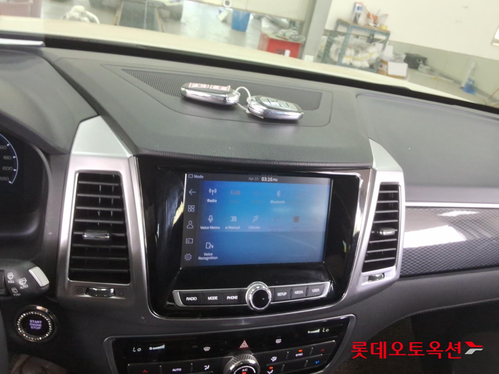 KG Mobility Rexton - 33